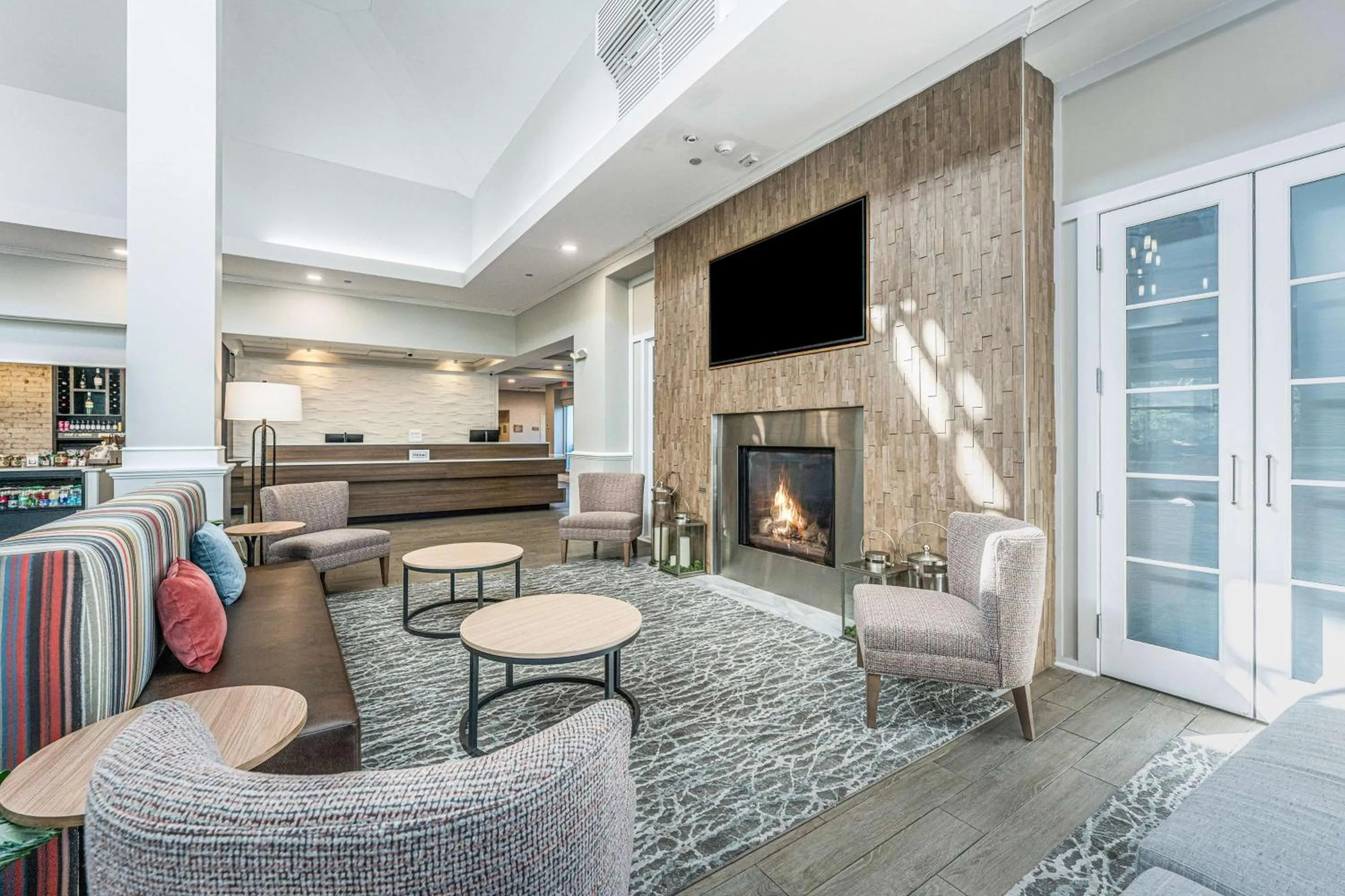 Lobby or reception in Hilton Garden Inn Charleston Airport