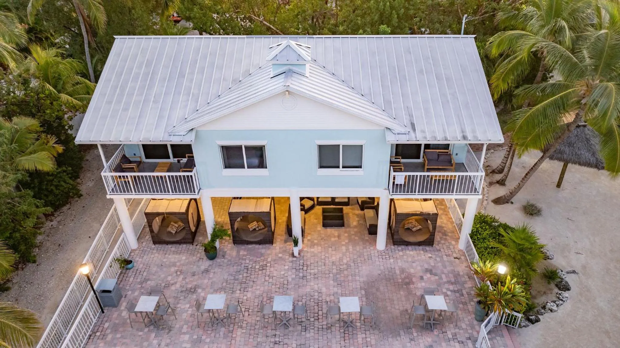 Property building in Bayside Inn Key Largo