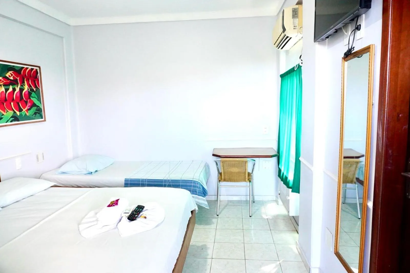 Bed in Hotel Dez De Julho