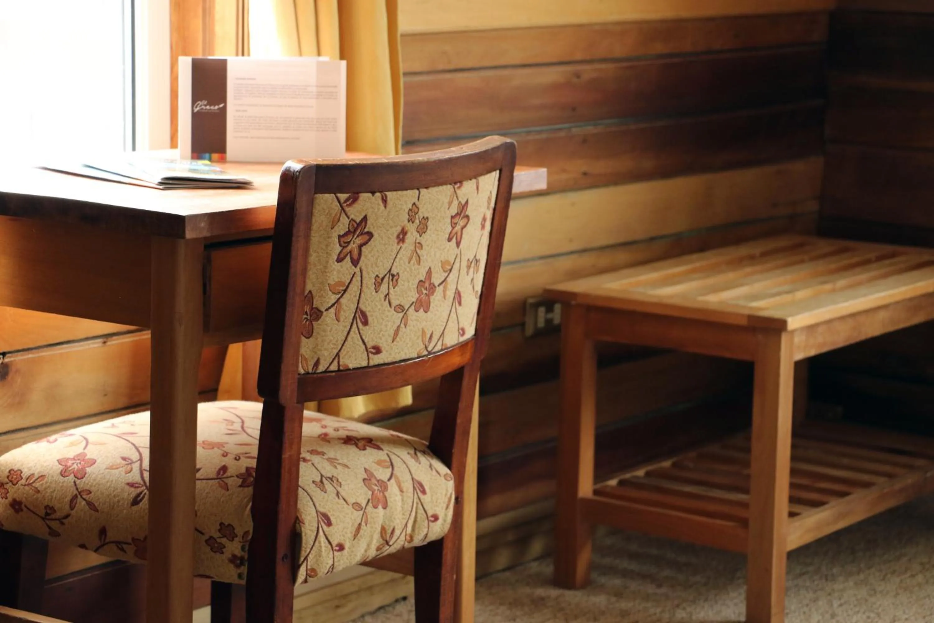 Seating area in Hotel Museo El Greco Puerto Varas