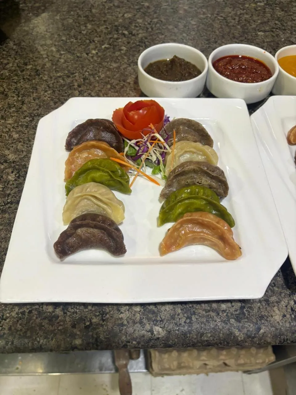 Restaurant/places to eat in Hotel Moonlight