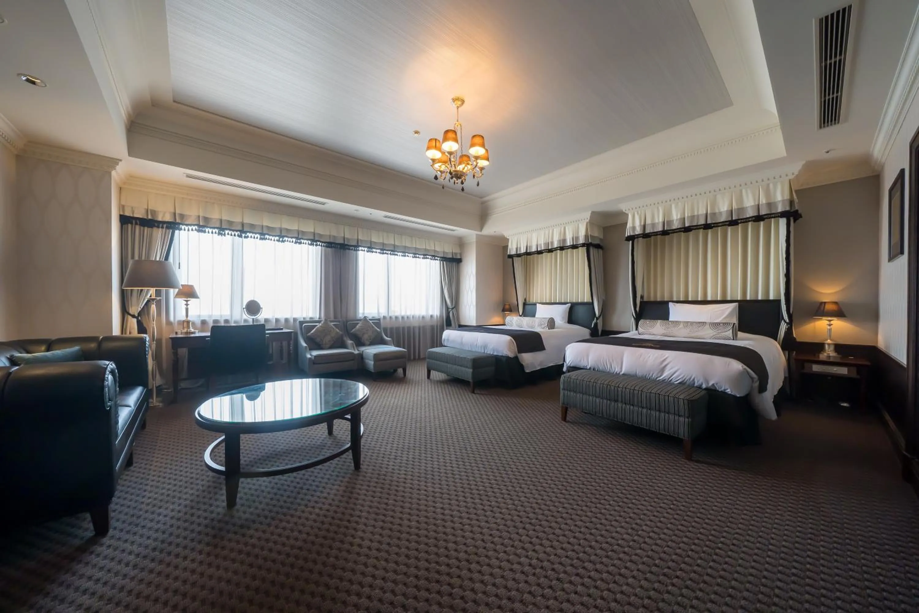 Photo of the whole room, Bed in Hotel Monterey Grasmere Osaka