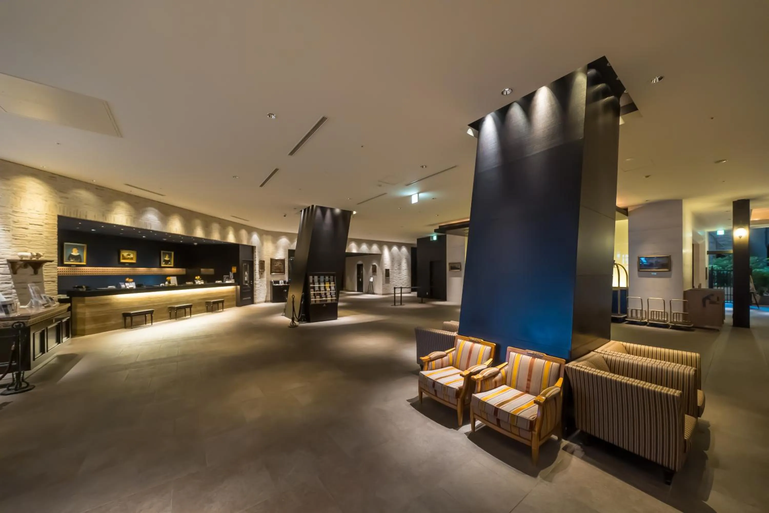 Lobby or reception in Hotel Monterey Grasmere Osaka