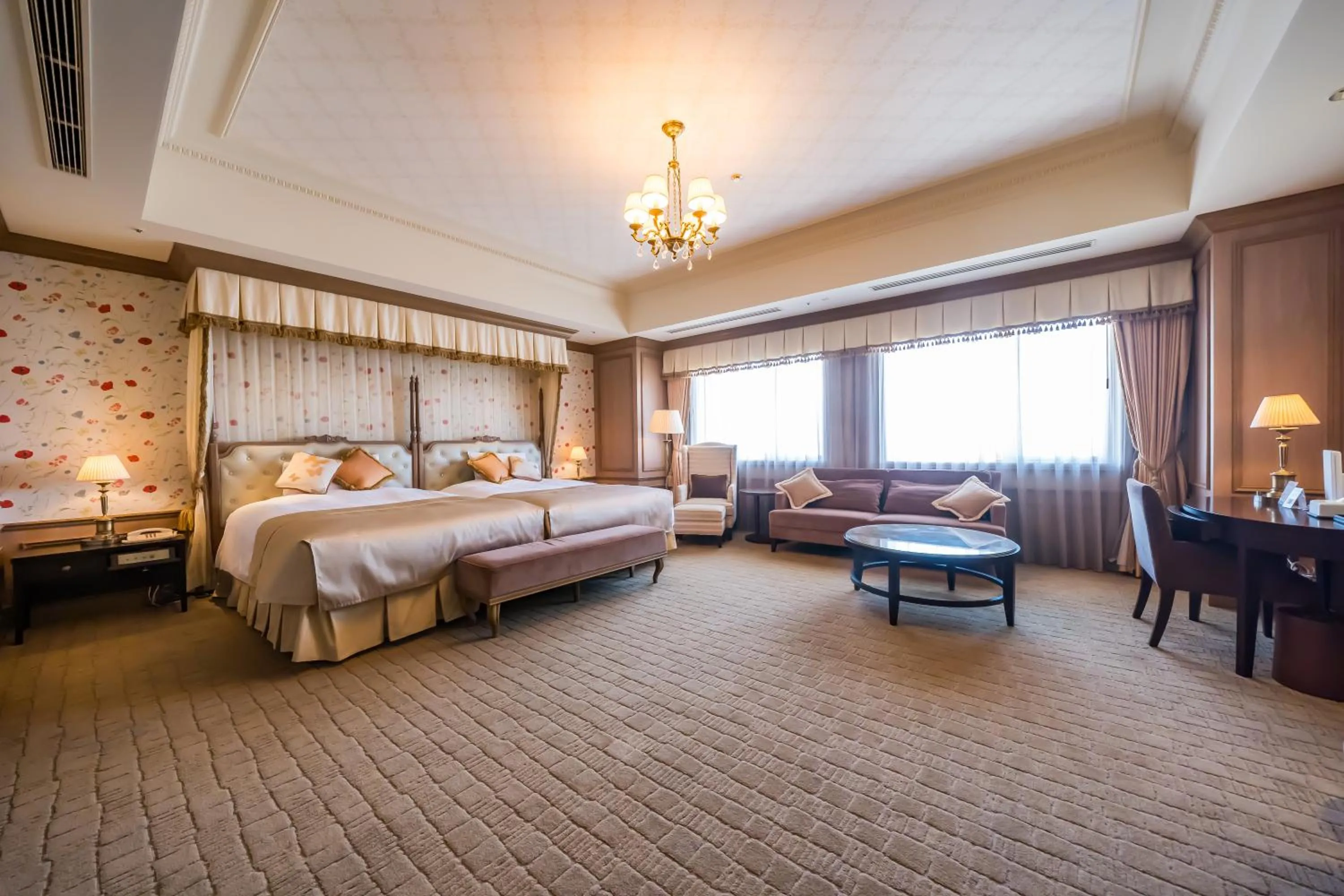 Photo of the whole room, Bed in Hotel Monterey Grasmere Osaka