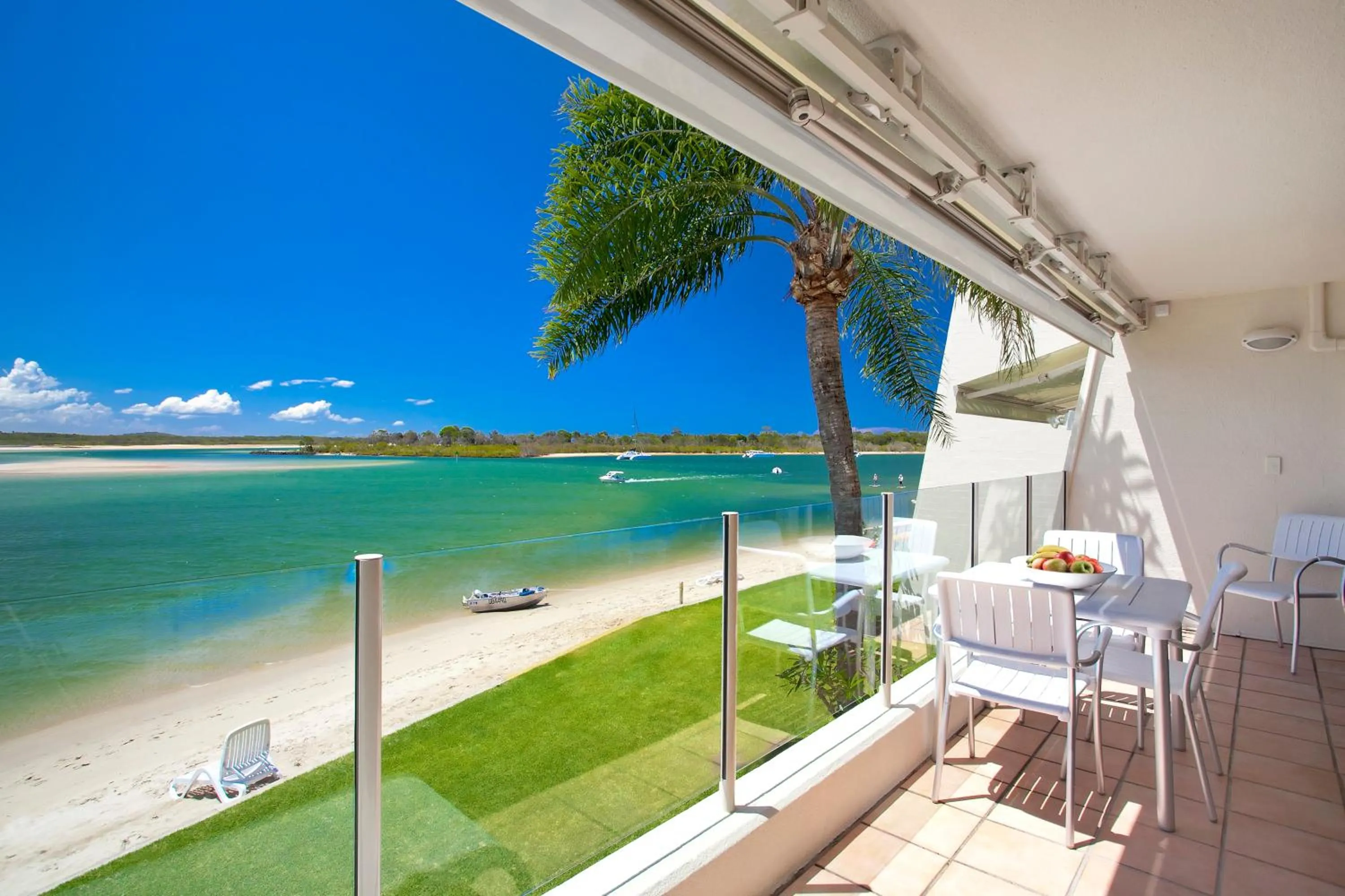 Day in Noosa Harbour Resort