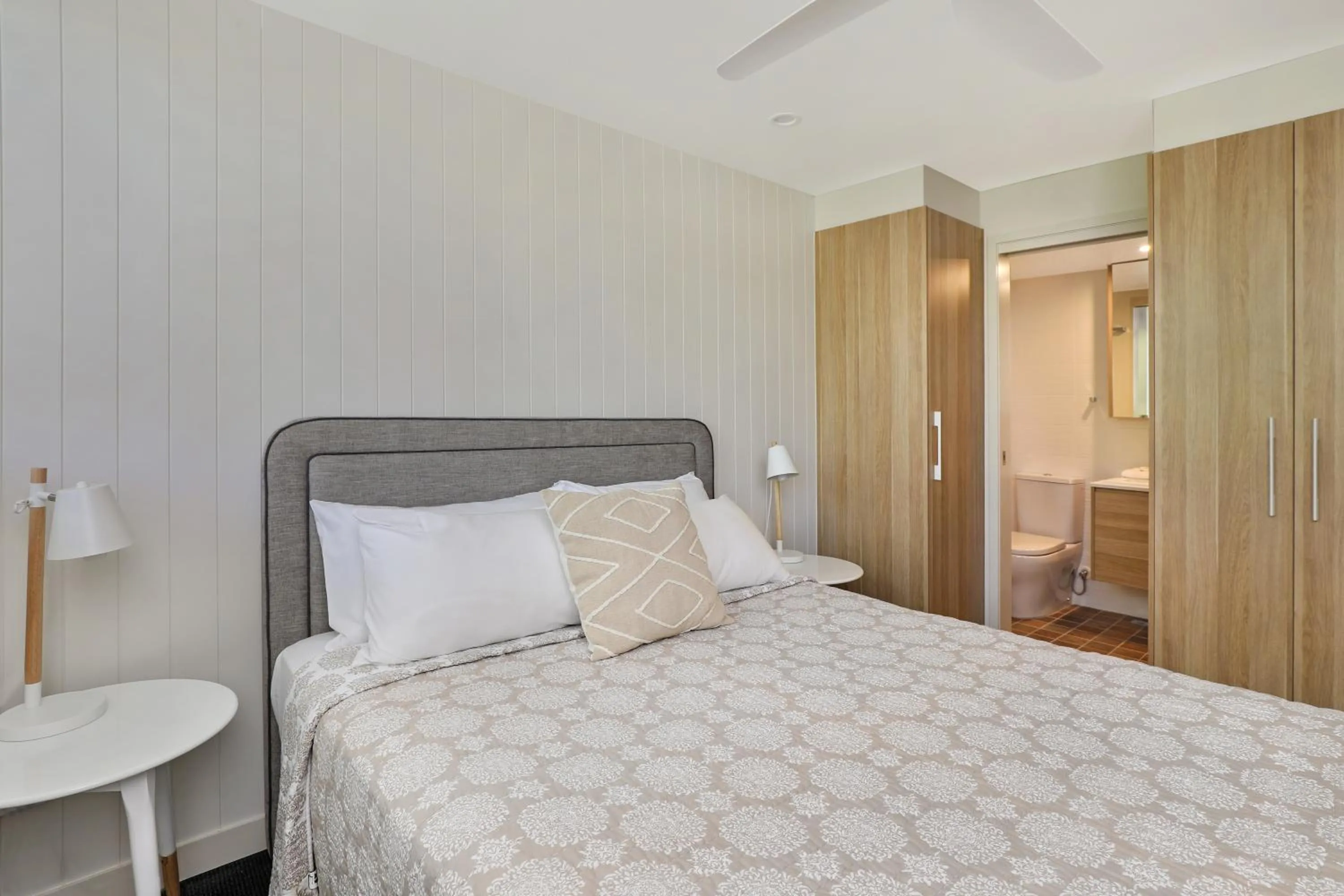 Bed in Noosa Harbour Resort