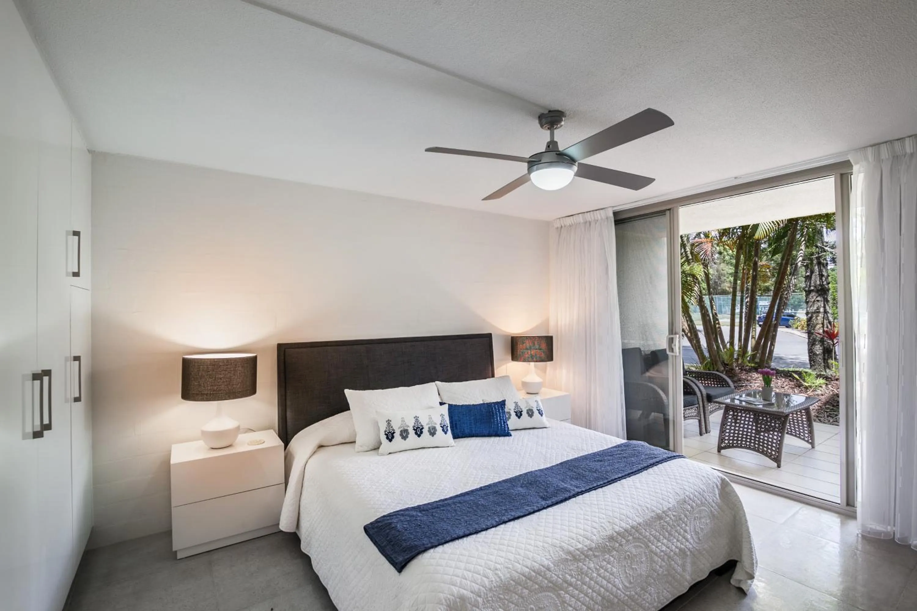 Bed in Noosa Harbour Resort