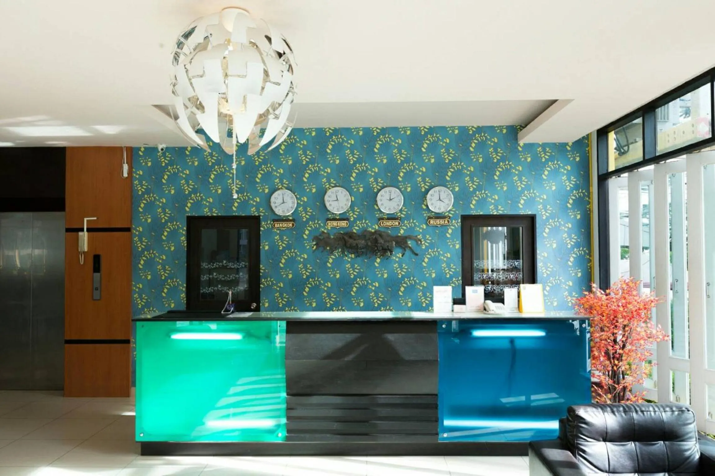 Lobby or reception in Neo Hotel