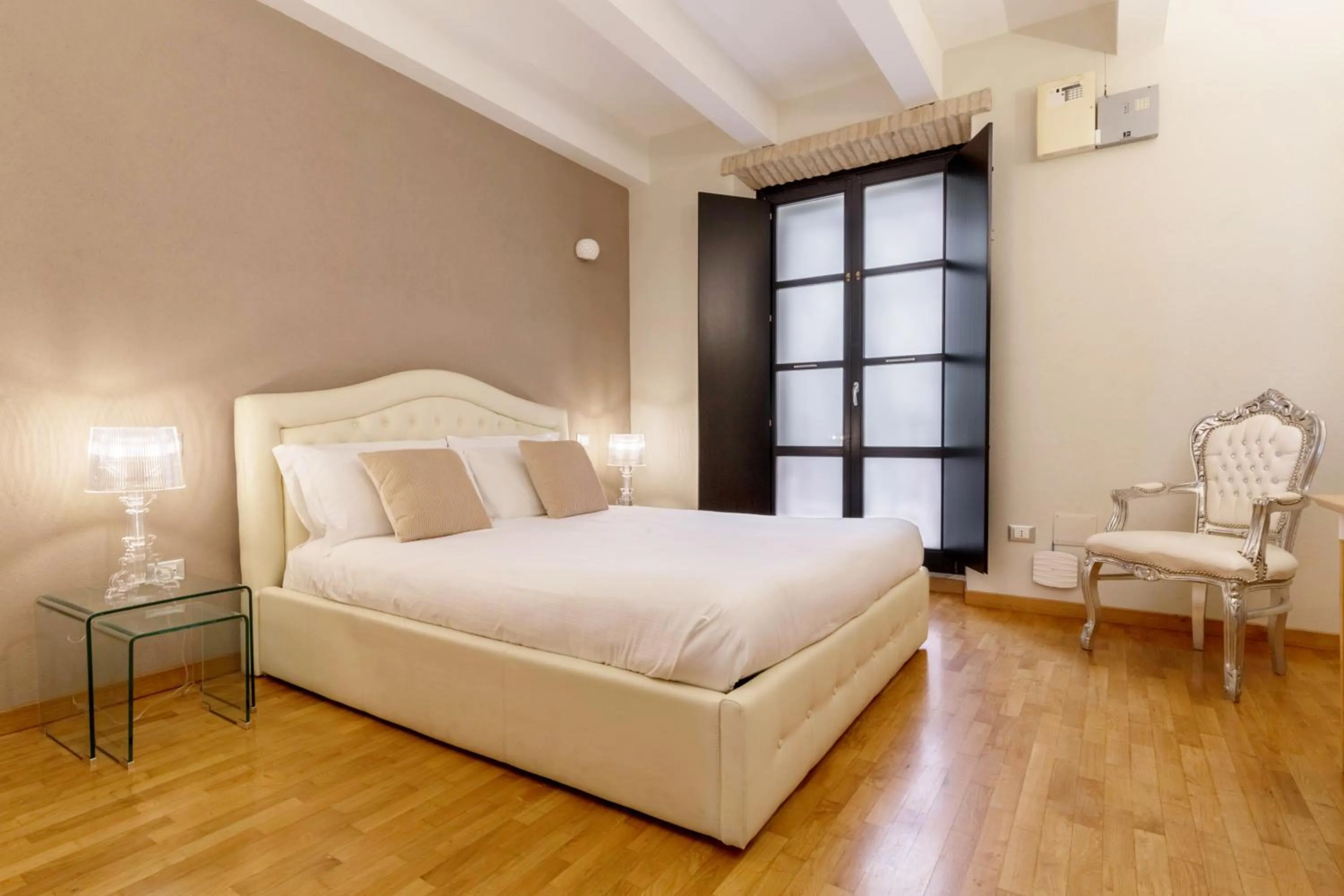 Photo of the whole room, Bed in Martini Rooms Castello