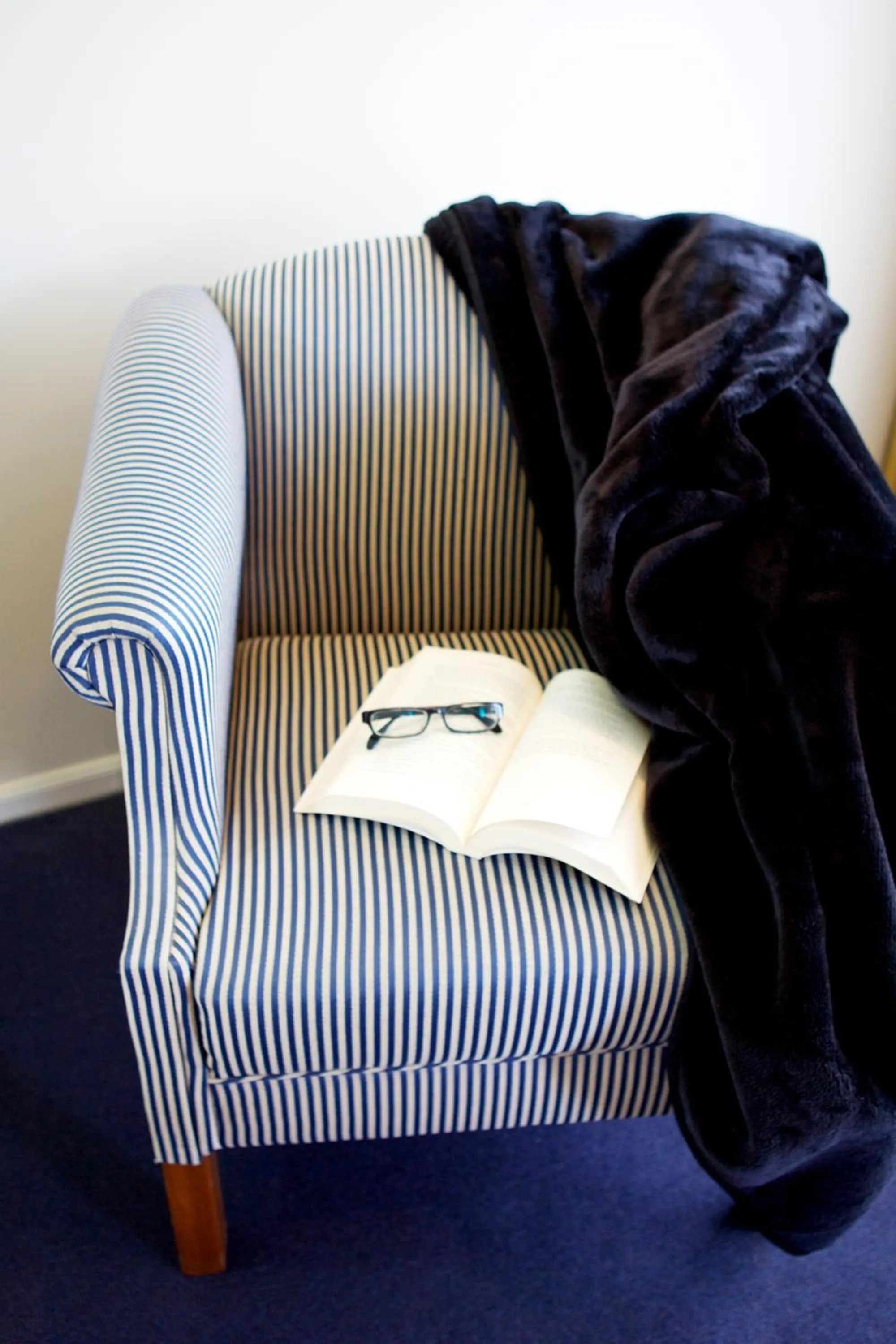 Seating area in Village Motel