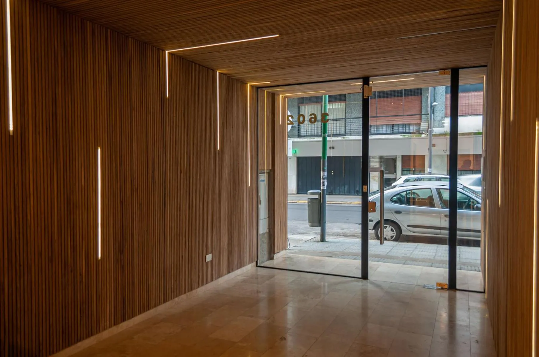 Facade/entrance in Babel Alto