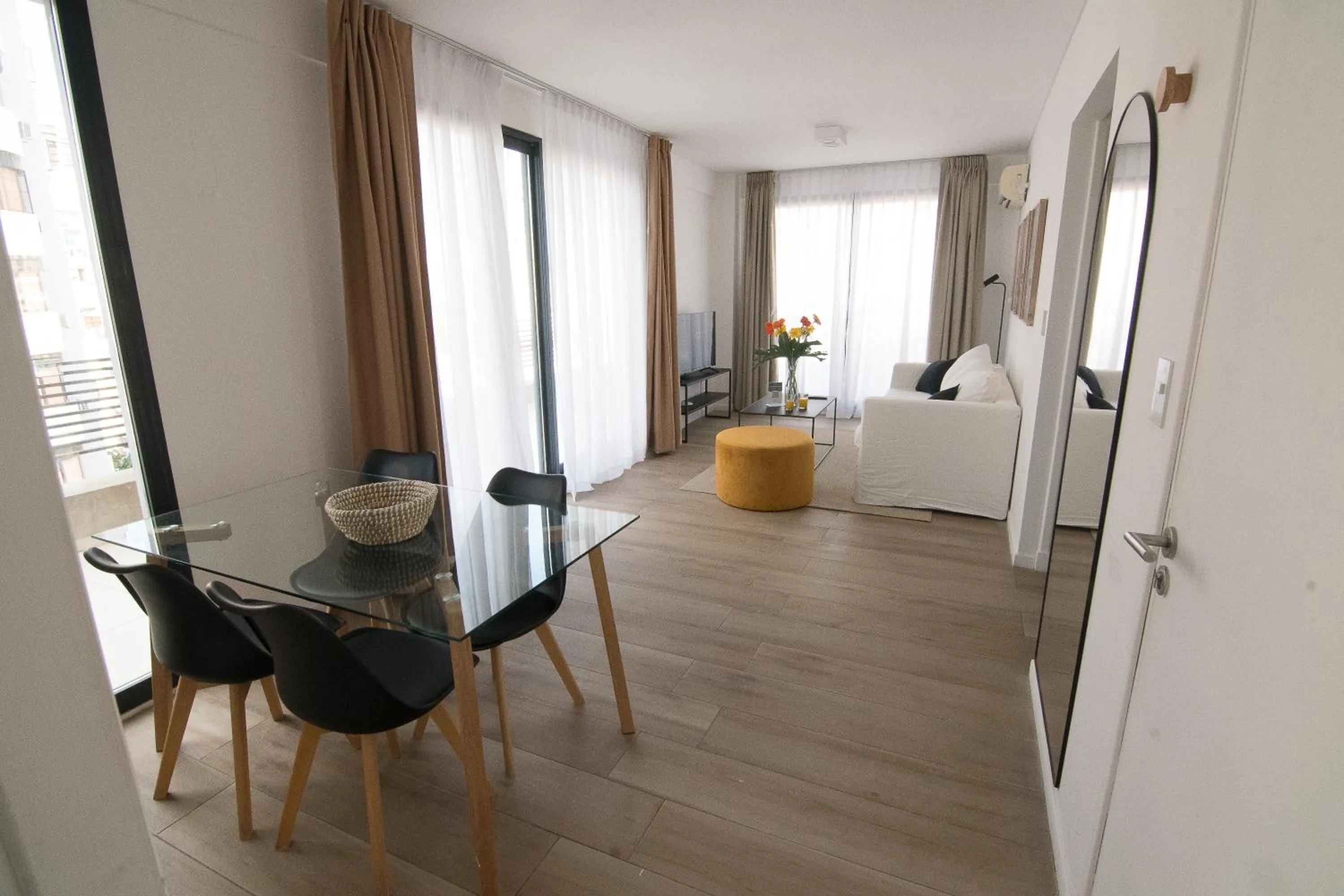 Dining area, Bed in Babel Alto