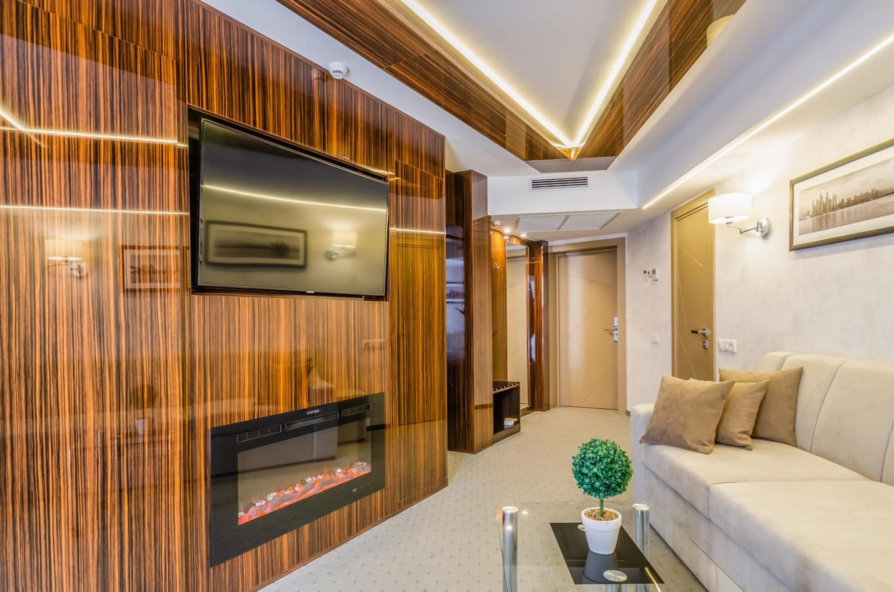 Communal lounge/ TV room in Tourist Hotel Complex