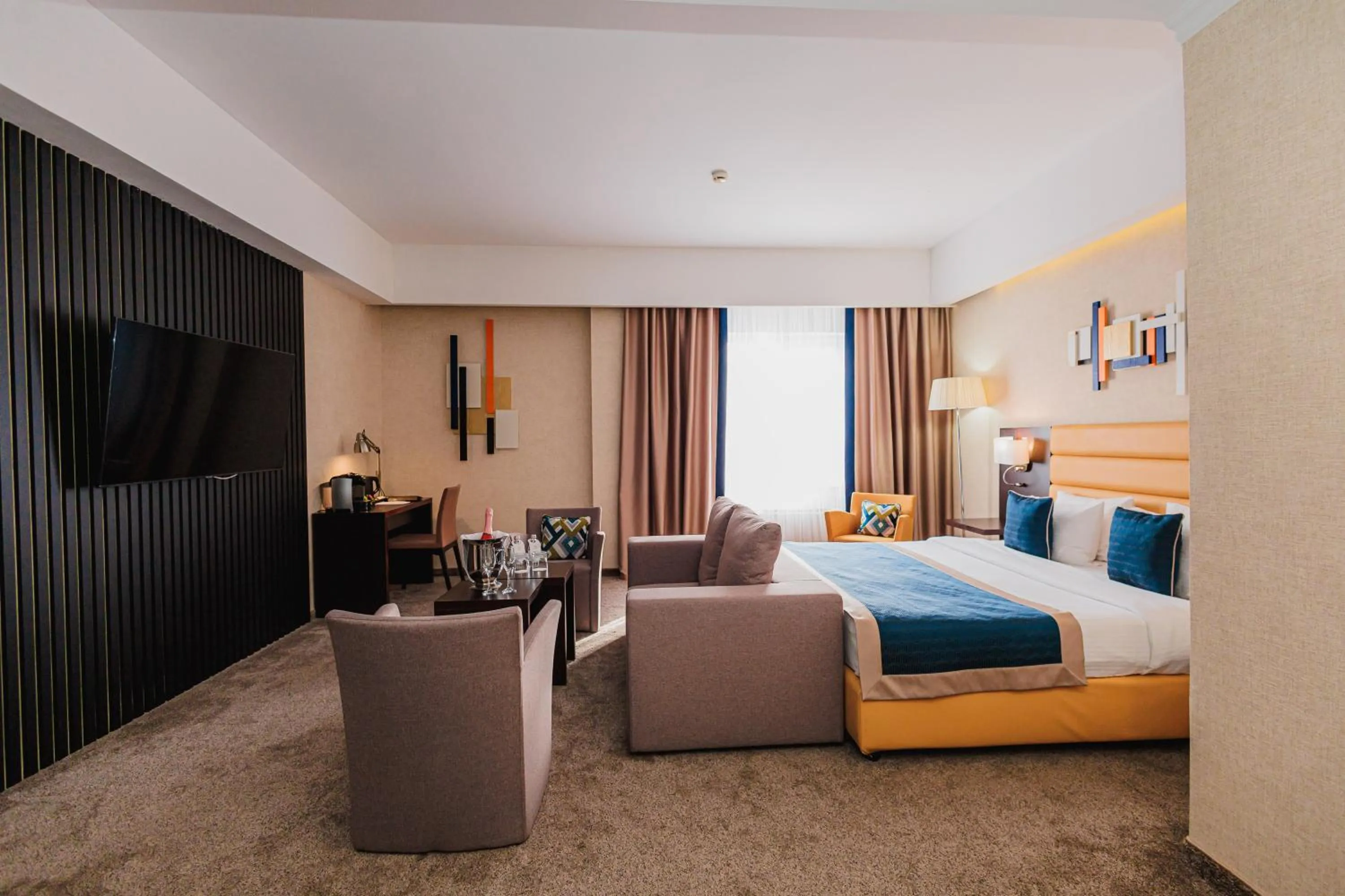 Bed in Comfort Hotel Astana