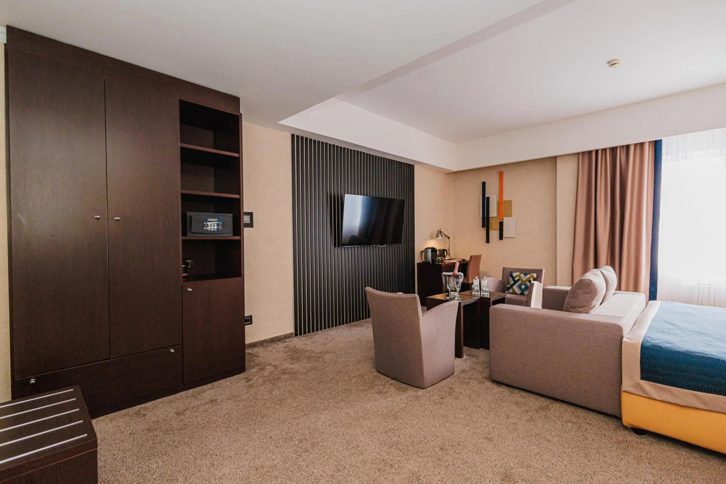 Bed in Comfort Hotel Astana