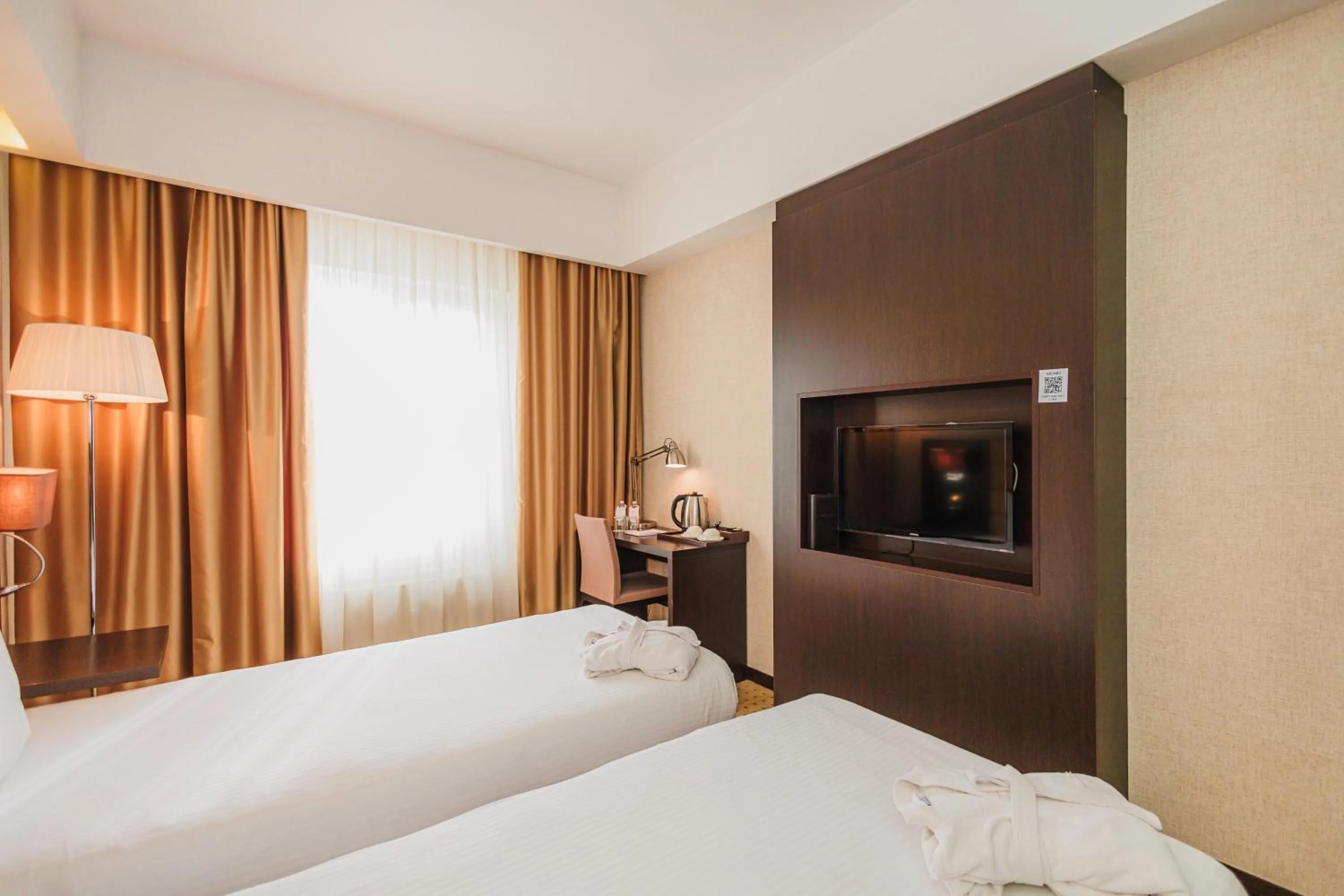 Bed in Comfort Hotel Astana