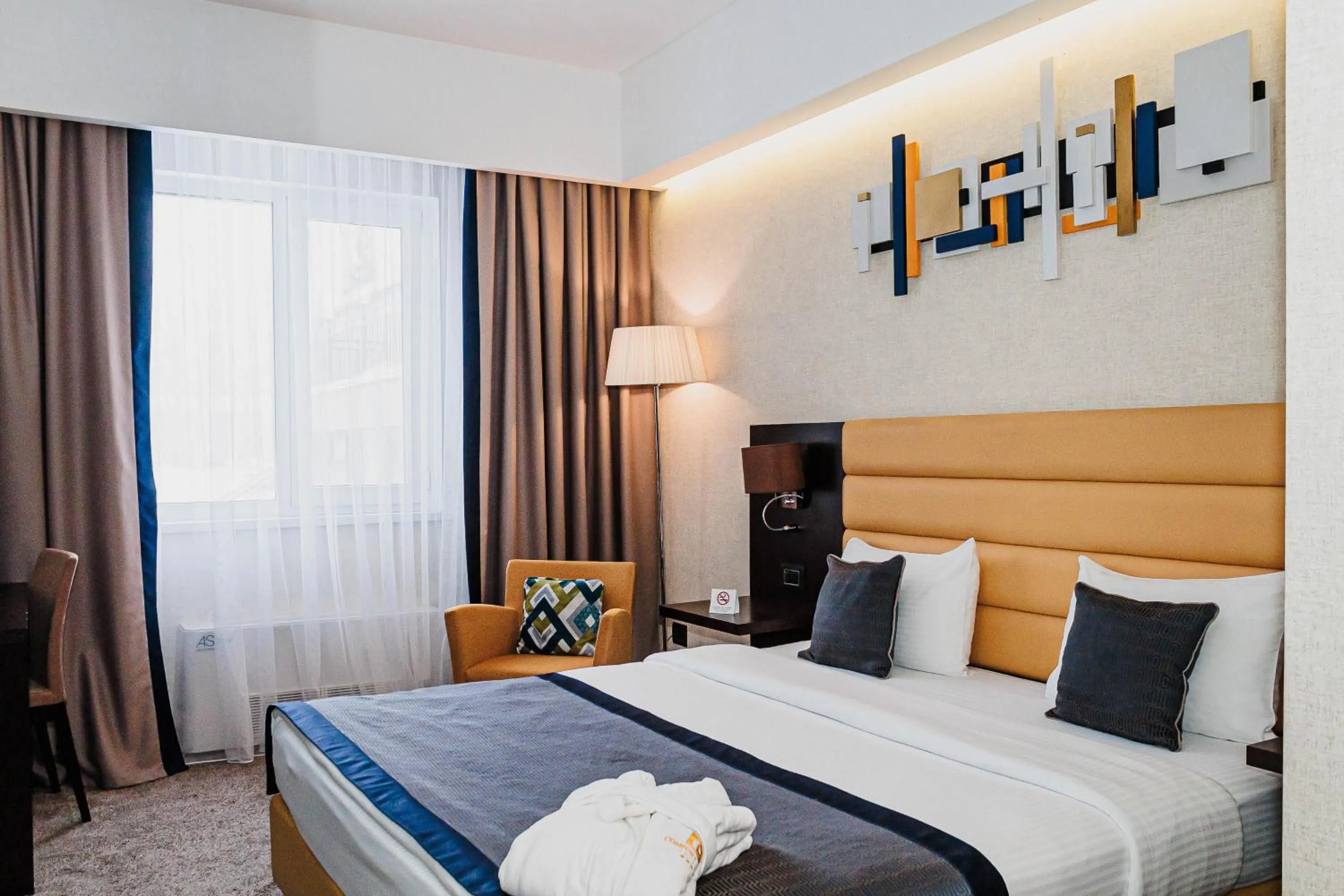 Bed in Comfort Hotel Astana