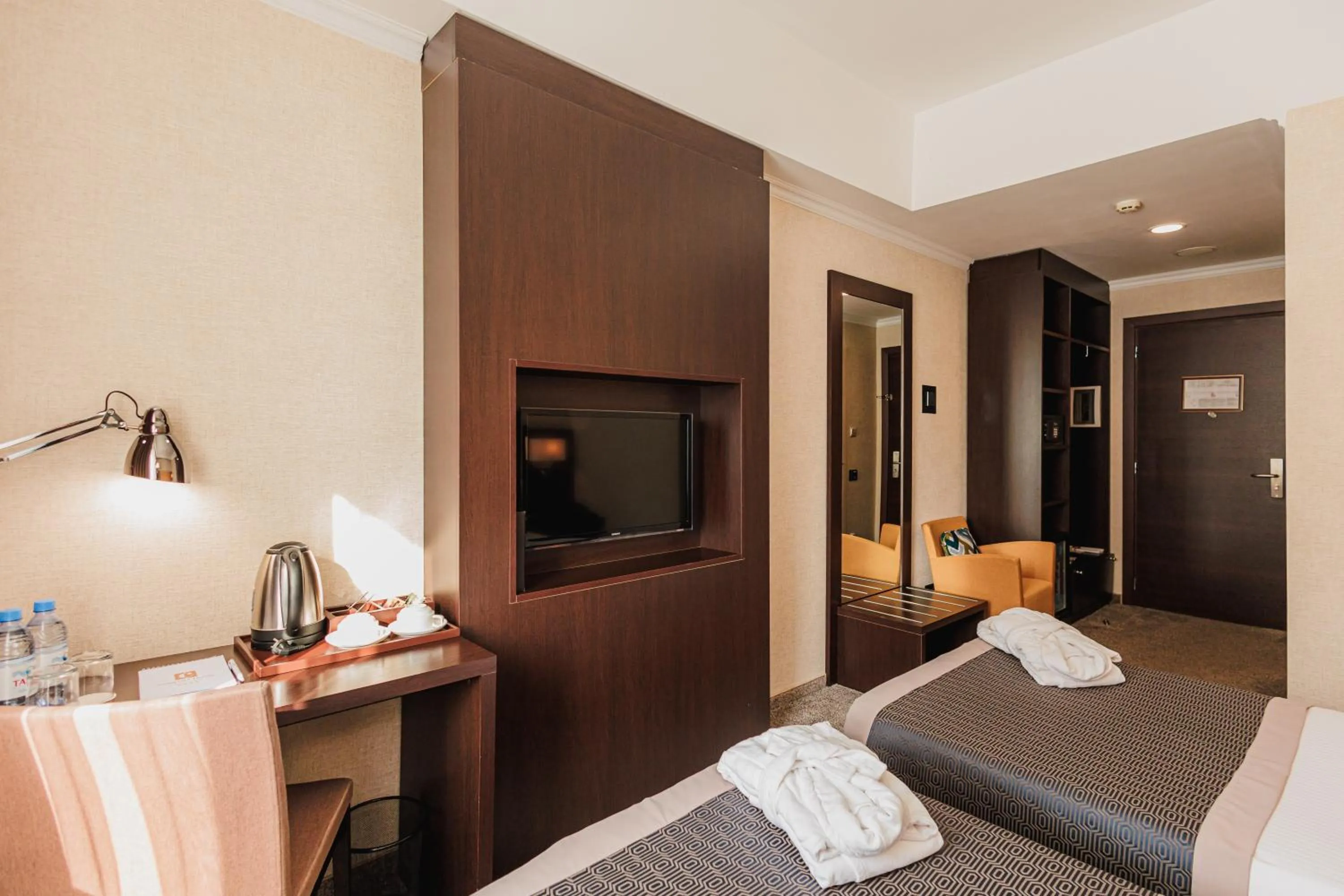 Bed in Comfort Hotel Astana