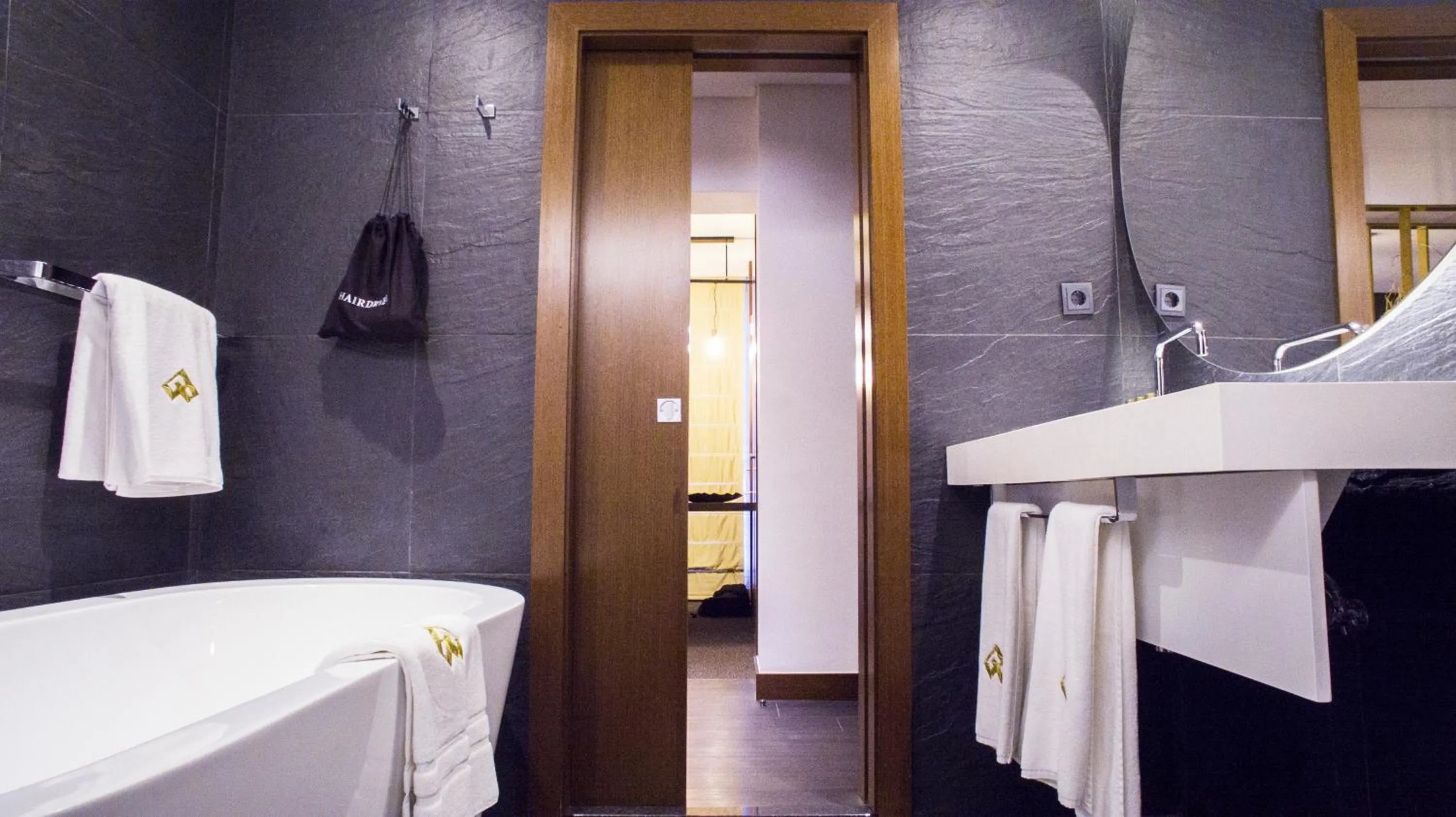 Bed in Grand Plaza Hotel Nampula