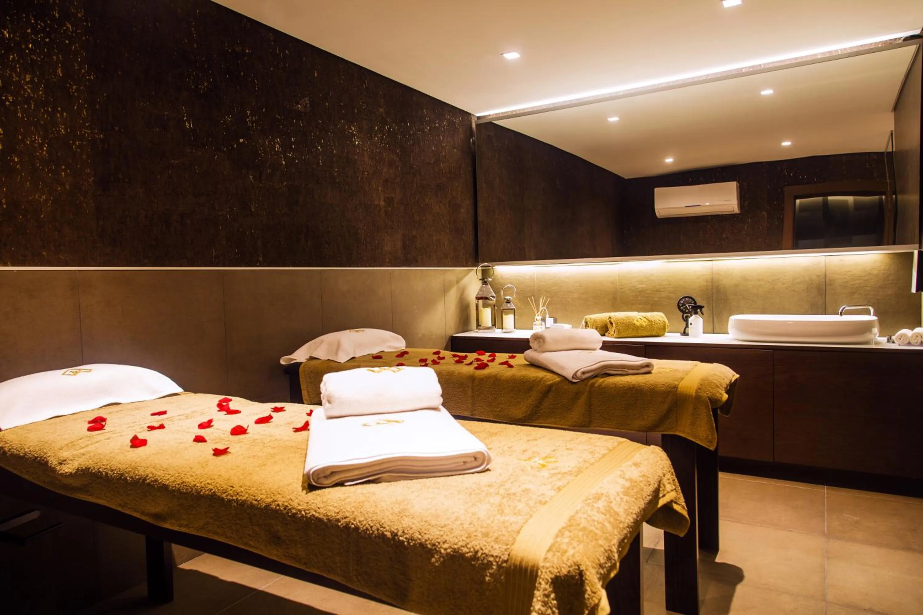 Spa and wellness centre/facilities, Bed in Grand Plaza Hotel Nampula