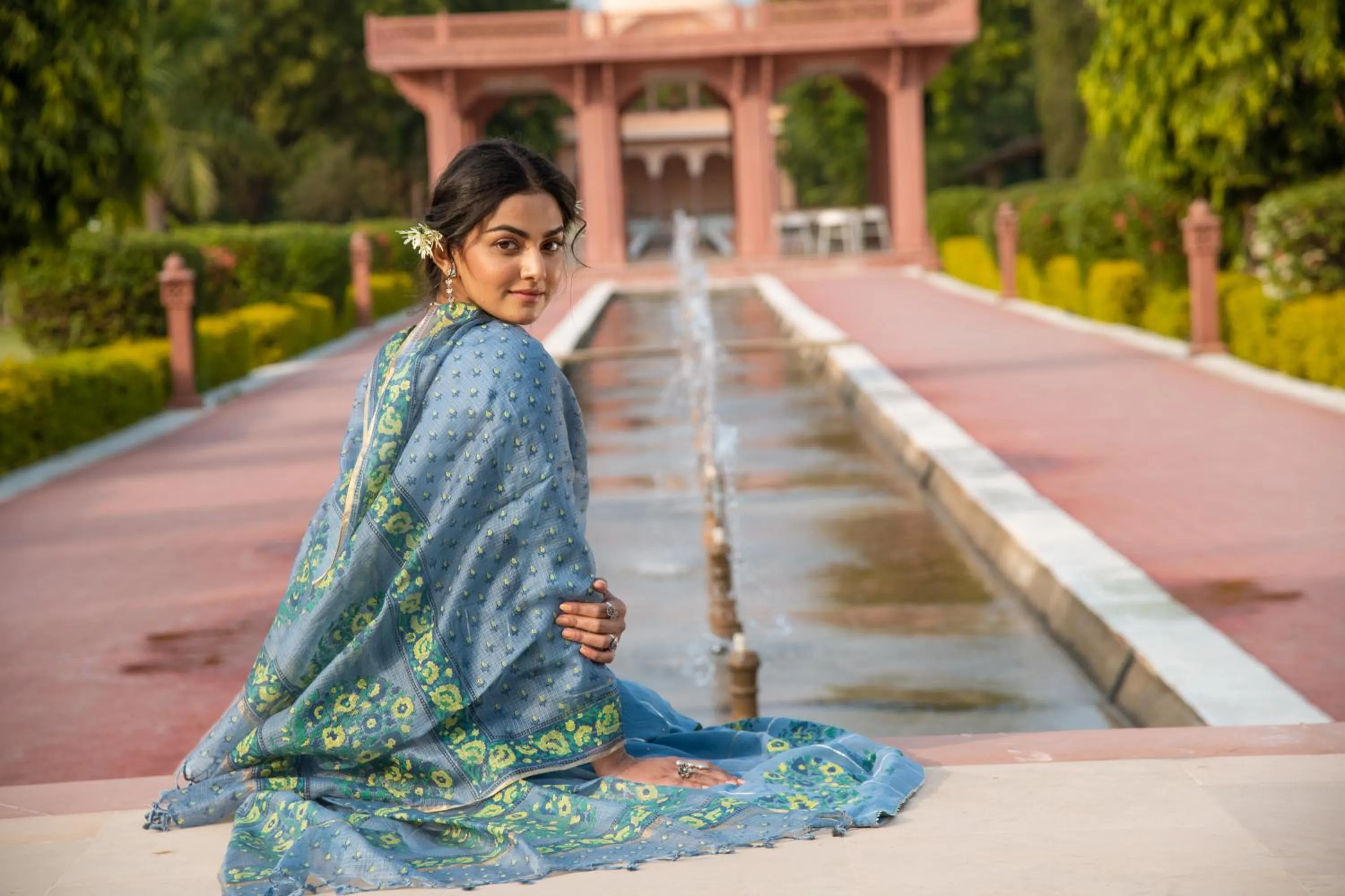 Umaid Palace - A Lakeside Resort - 25 minutes from Mehandipur Balaji - 20 minutes from Chand Baori Stepwell Abhaneri & 40 minutes from Bhangarh Fort