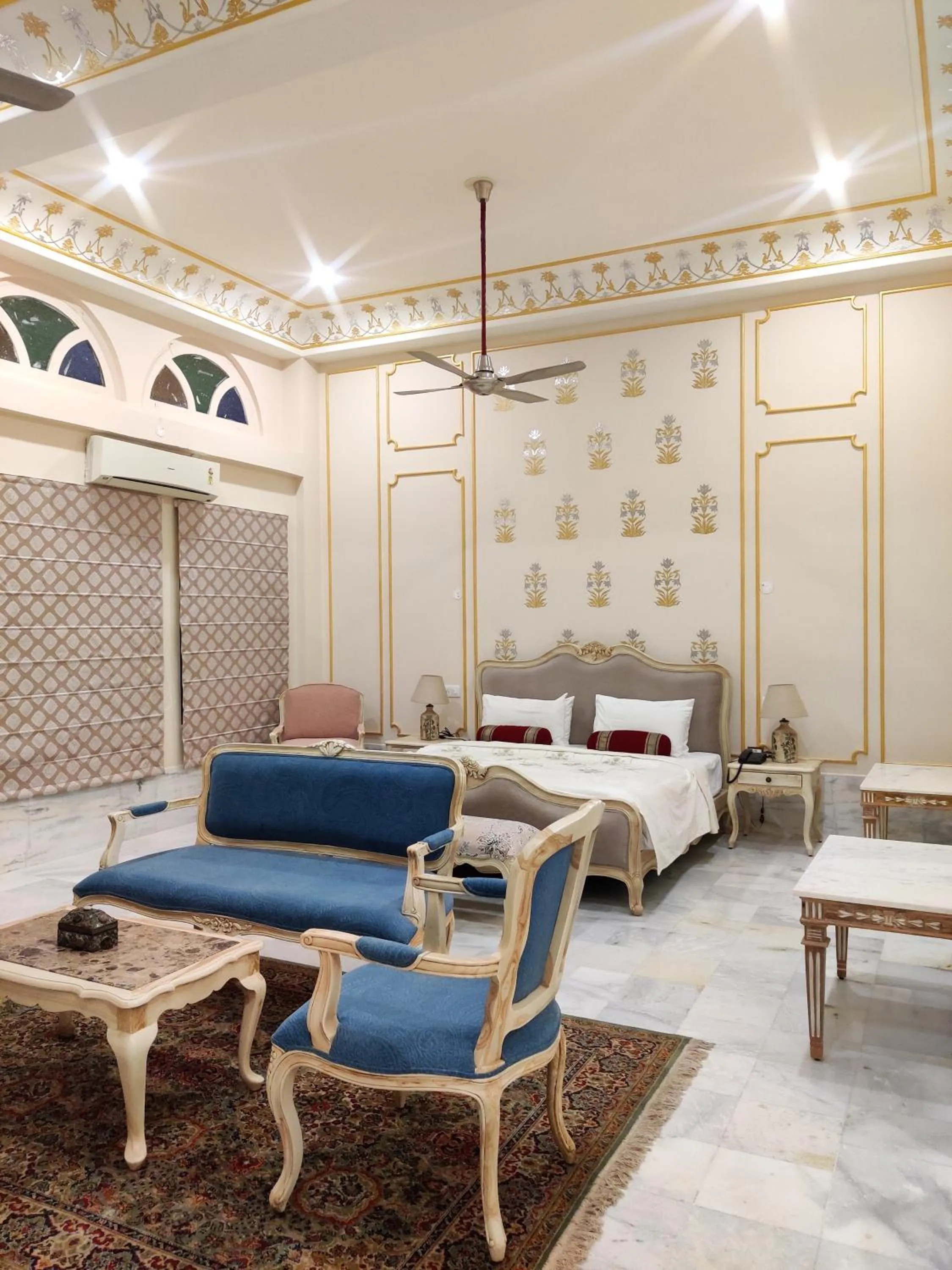 Bed in Umaid Palace - A Lakeside Resort - 25 minutes from Mehandipur Balaji - 20 minutes from Chand Baori Stepwell Abhaneri & 40 minutes from Bhangarh Fort