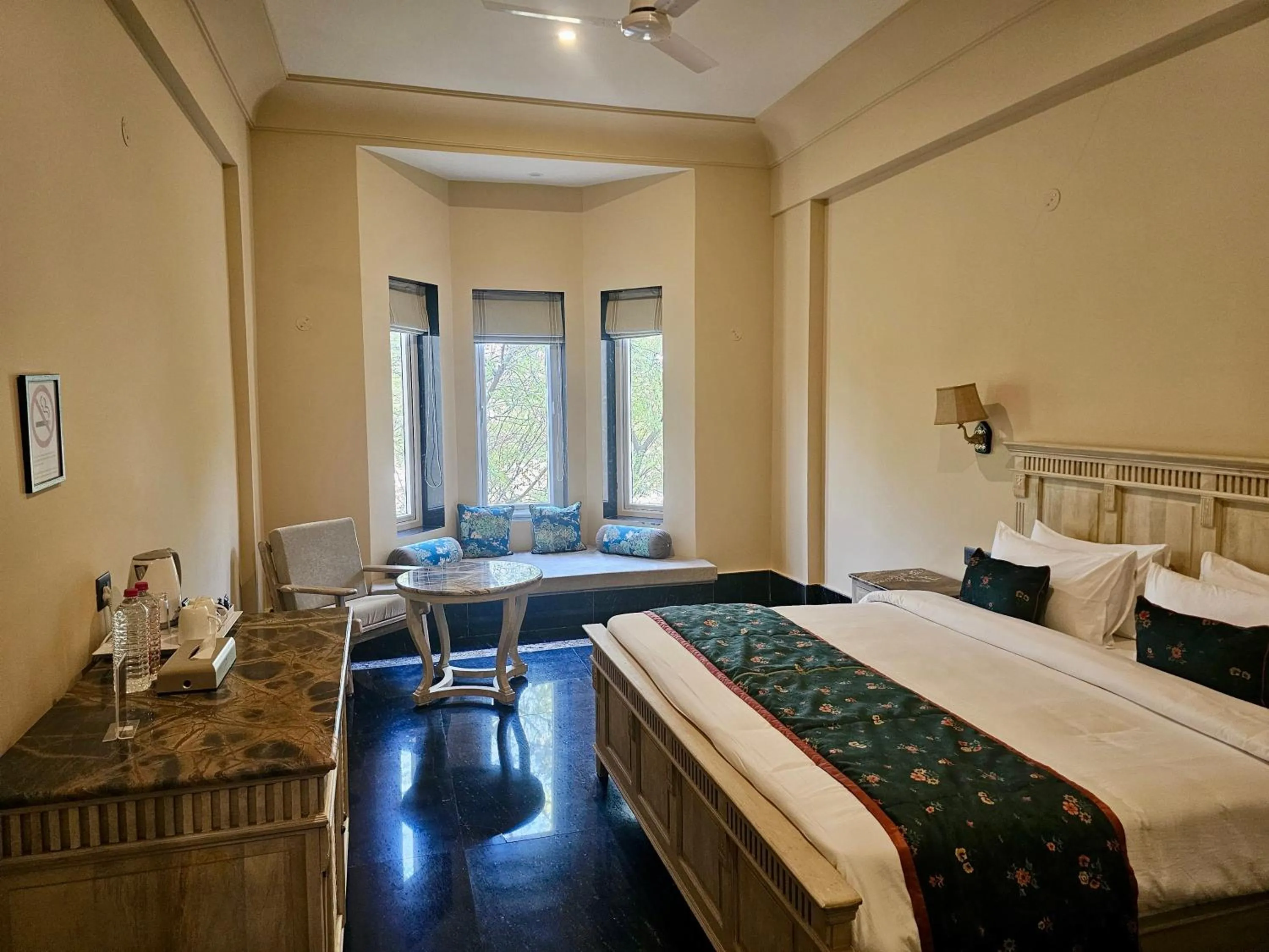 Photo of the whole room, Bed in Umaid Palace - A Lakeside Resort - 25 minutes from Mehandipur Balaji - 20 minutes from Chand Baori Stepwell Abhaneri & 40 minutes from Bhangarh Fort