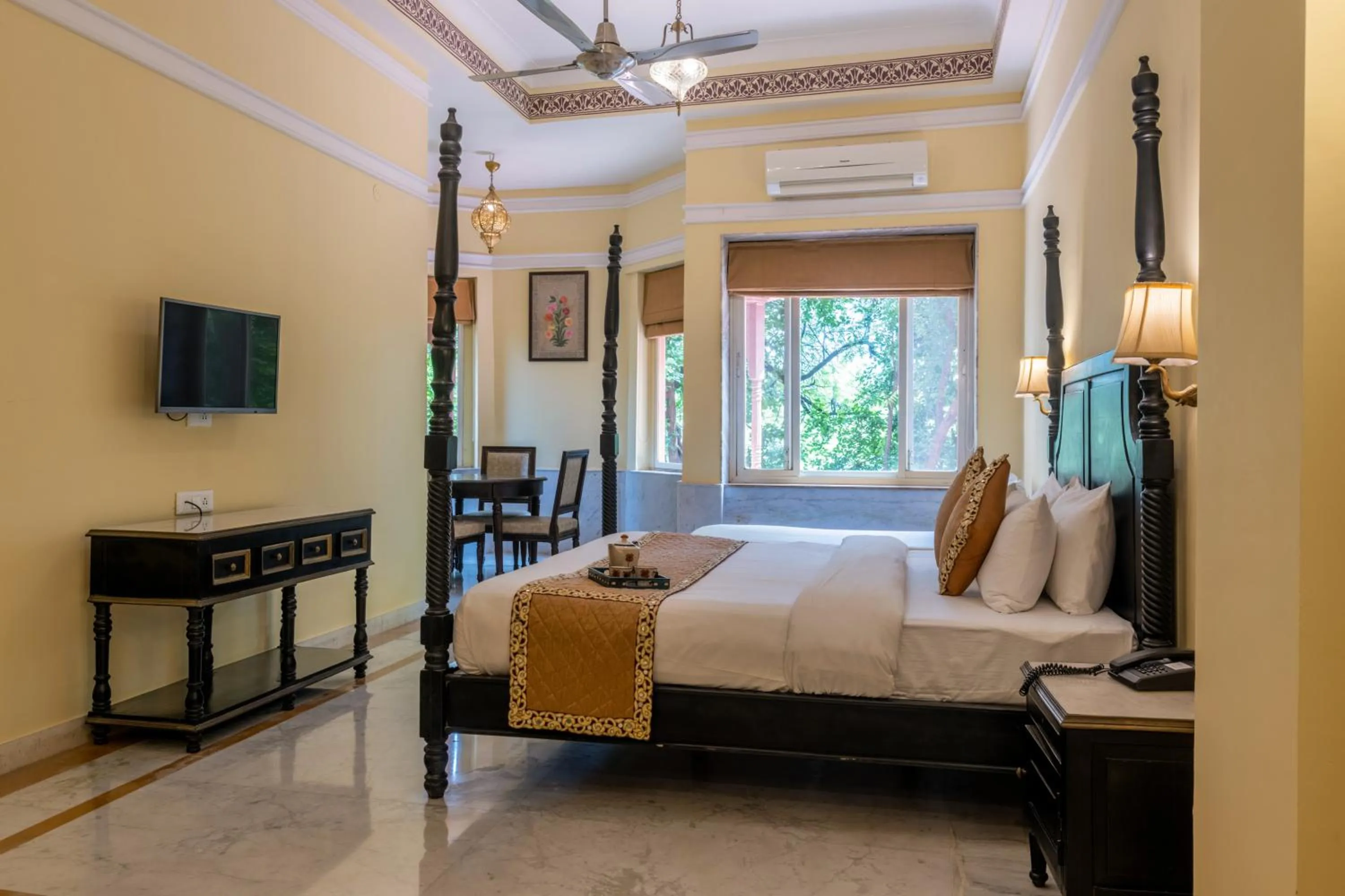 Bed in Umaid Palace - A Lakeside Resort - 25 minutes from Mehandipur Balaji - 20 minutes from Chand Baori Stepwell Abhaneri & 40 minutes from Bhangarh Fort