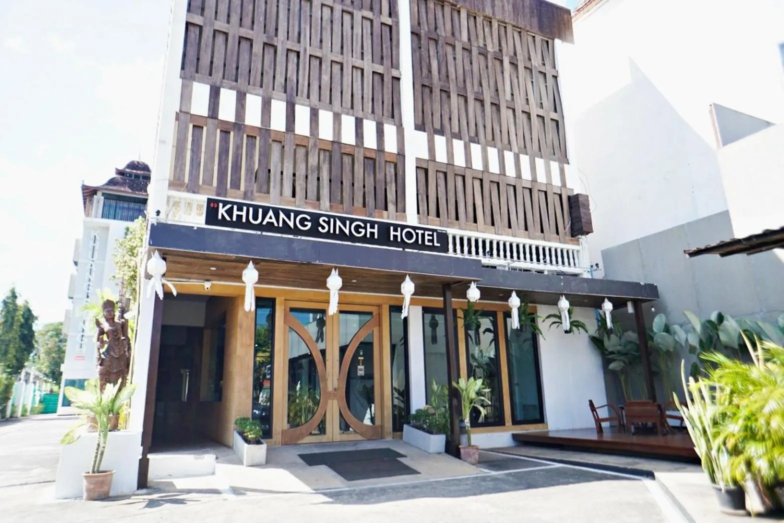 Property building in Khuang Singh Residence & Hotel Chiangmai