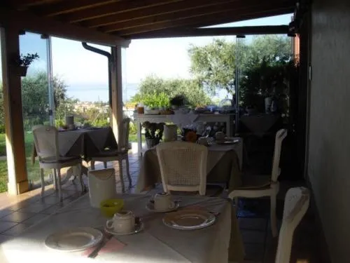 Restaurant/places to eat in B&B Corte Frisonai