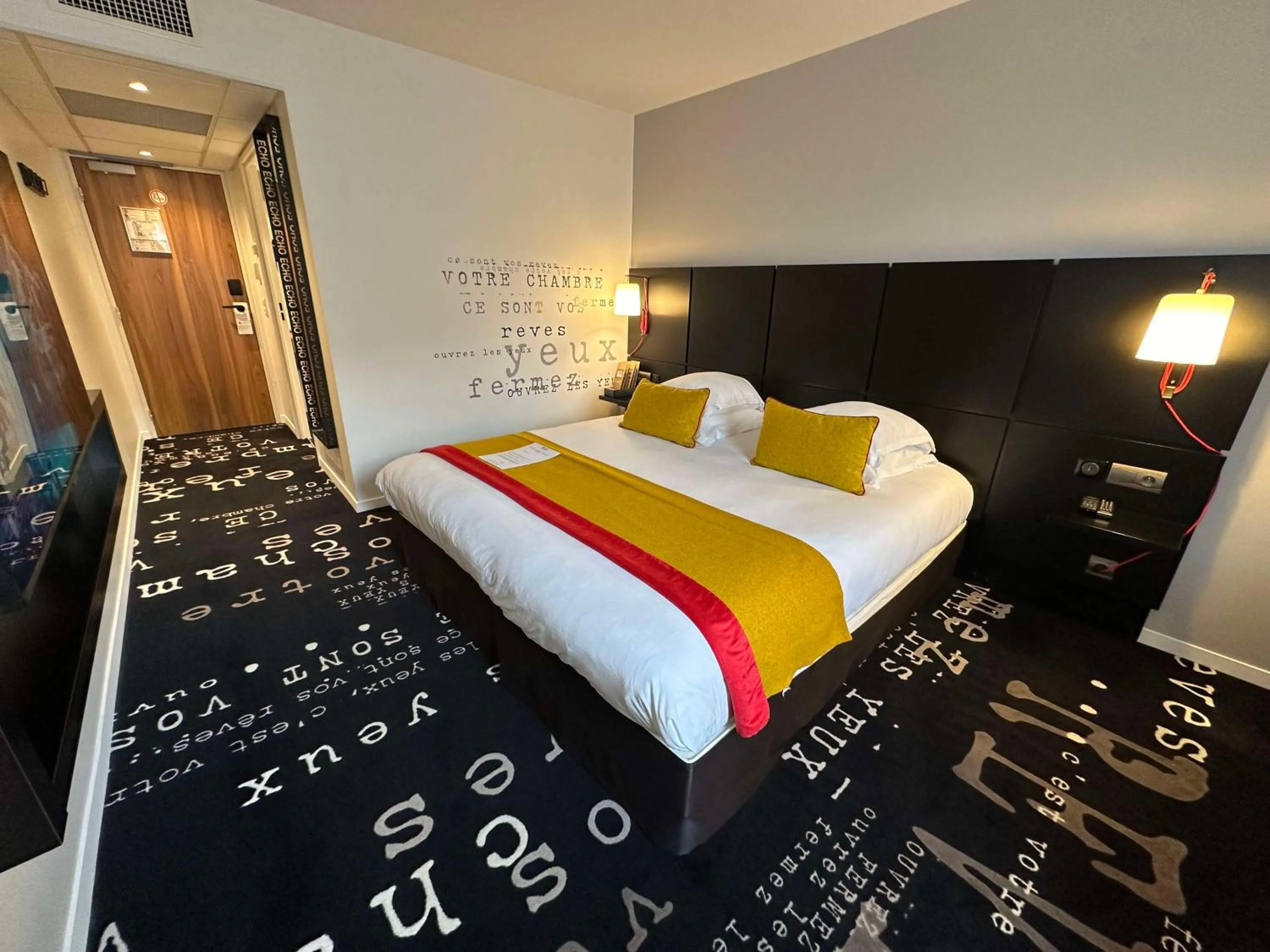 Bedroom, Bed in Best Western Plus Thionville Centre