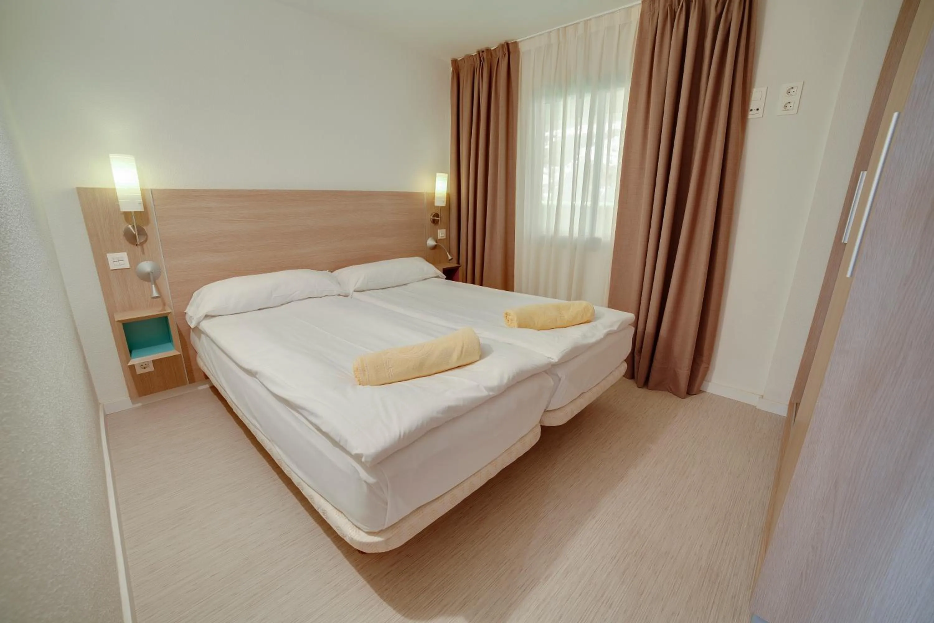 Bed in Riviera Vista