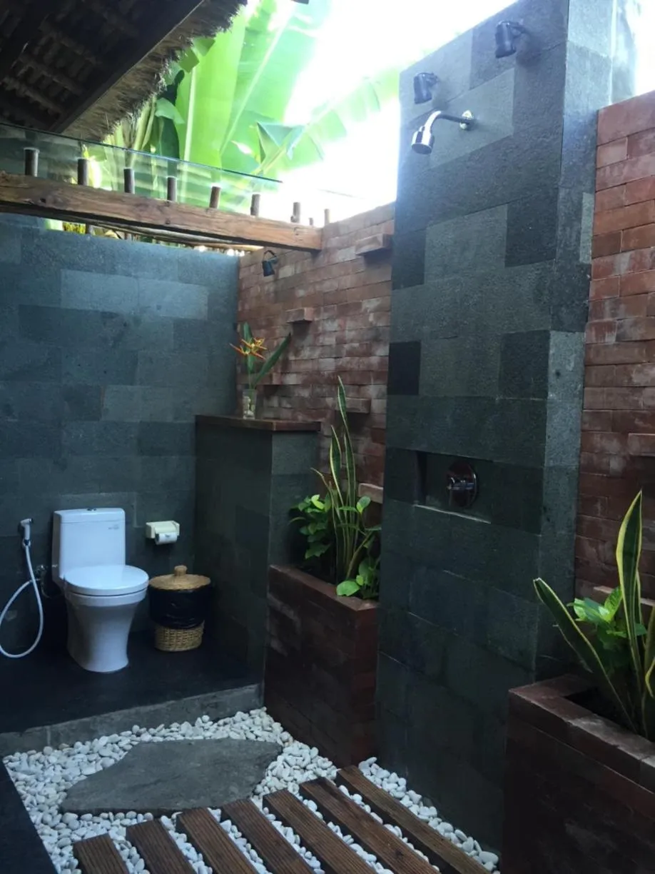 Flower Bud Bungalow Balangan