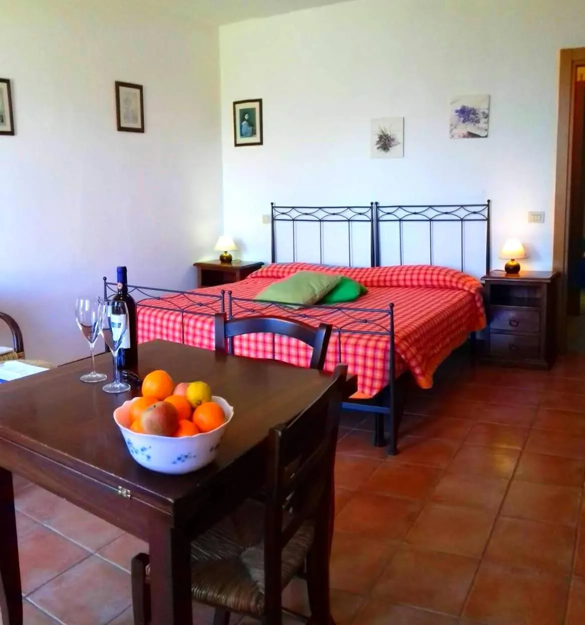 locker, Bed in Residence Le Meridiane