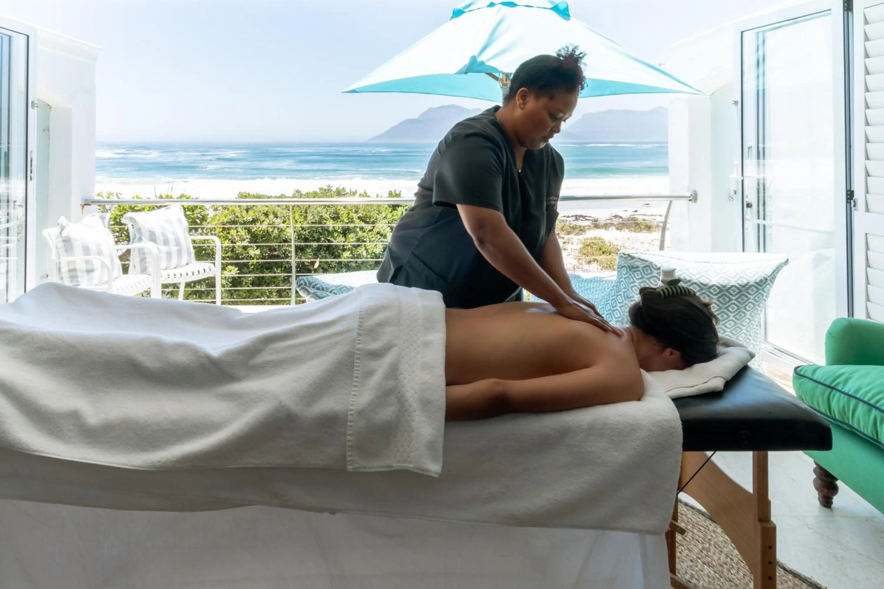 Massage in Last Word Long Beach