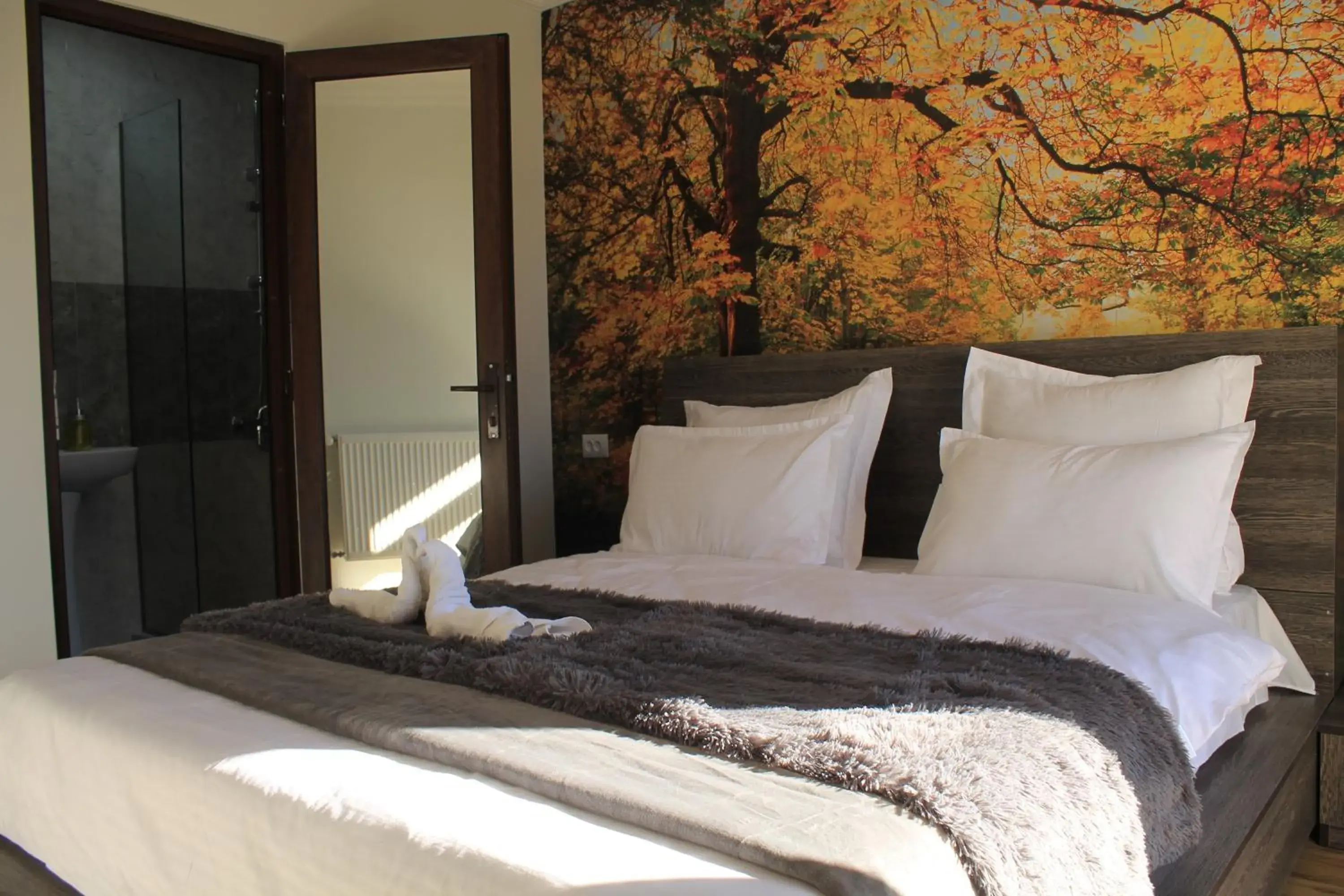 King Room with Mountain View in Hotel NOA Kazbegi King Room with Mountain View in Hotel NOA Kazbegi