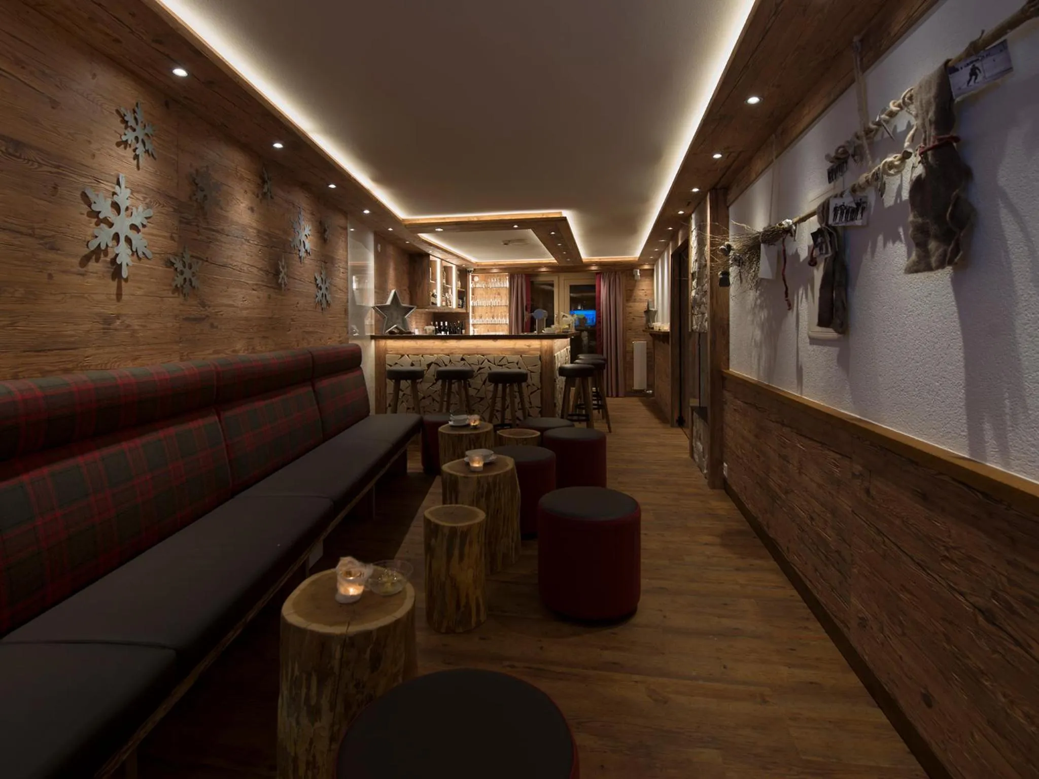 Lounge or bar in Hotel Plateau Rosa