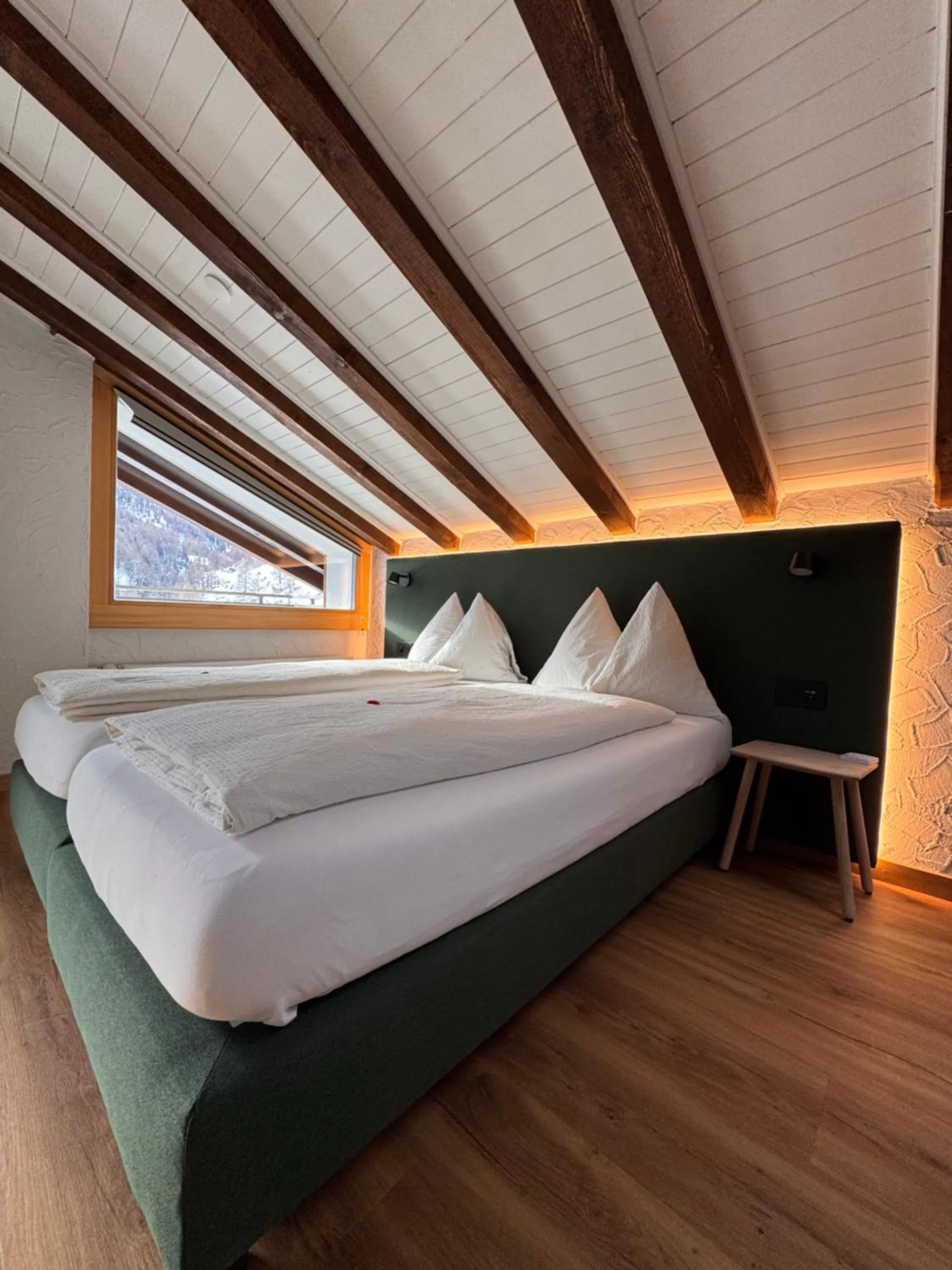 Bed in Hotel Plateau Rosa