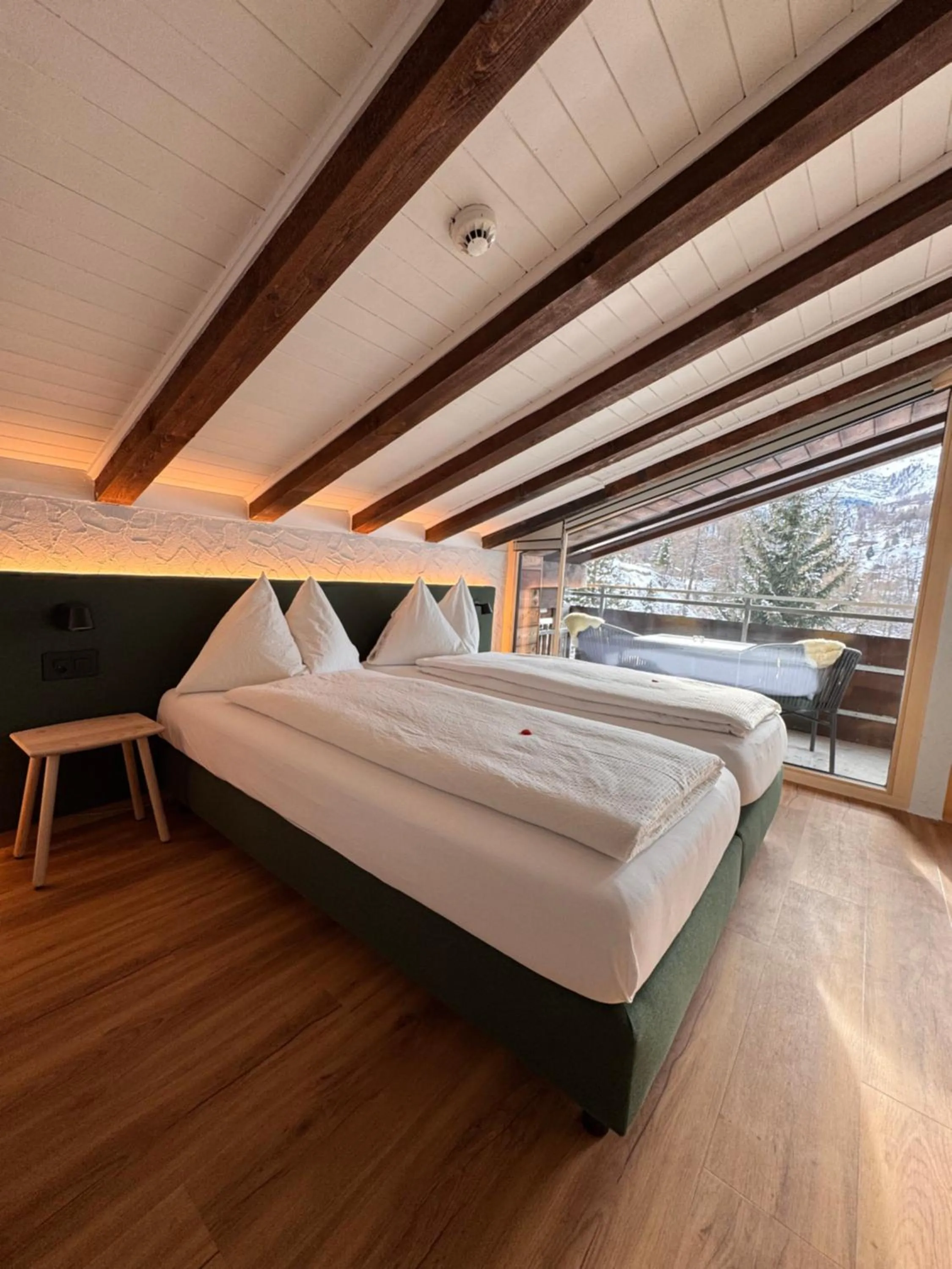 Bed in Hotel Plateau Rosa