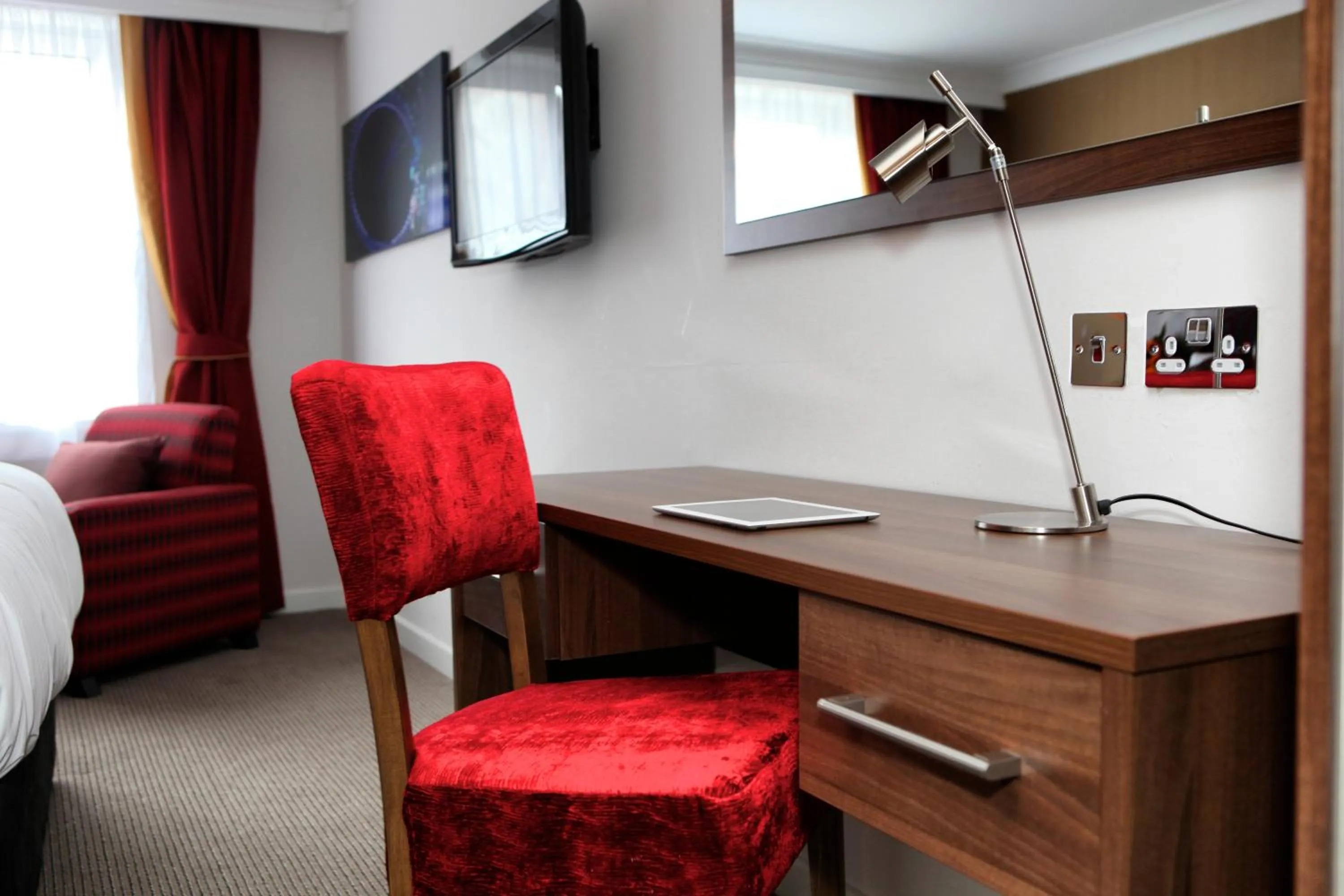 TV and multimedia, TV/Entertainment Center in The Collection Hotel Birmingham