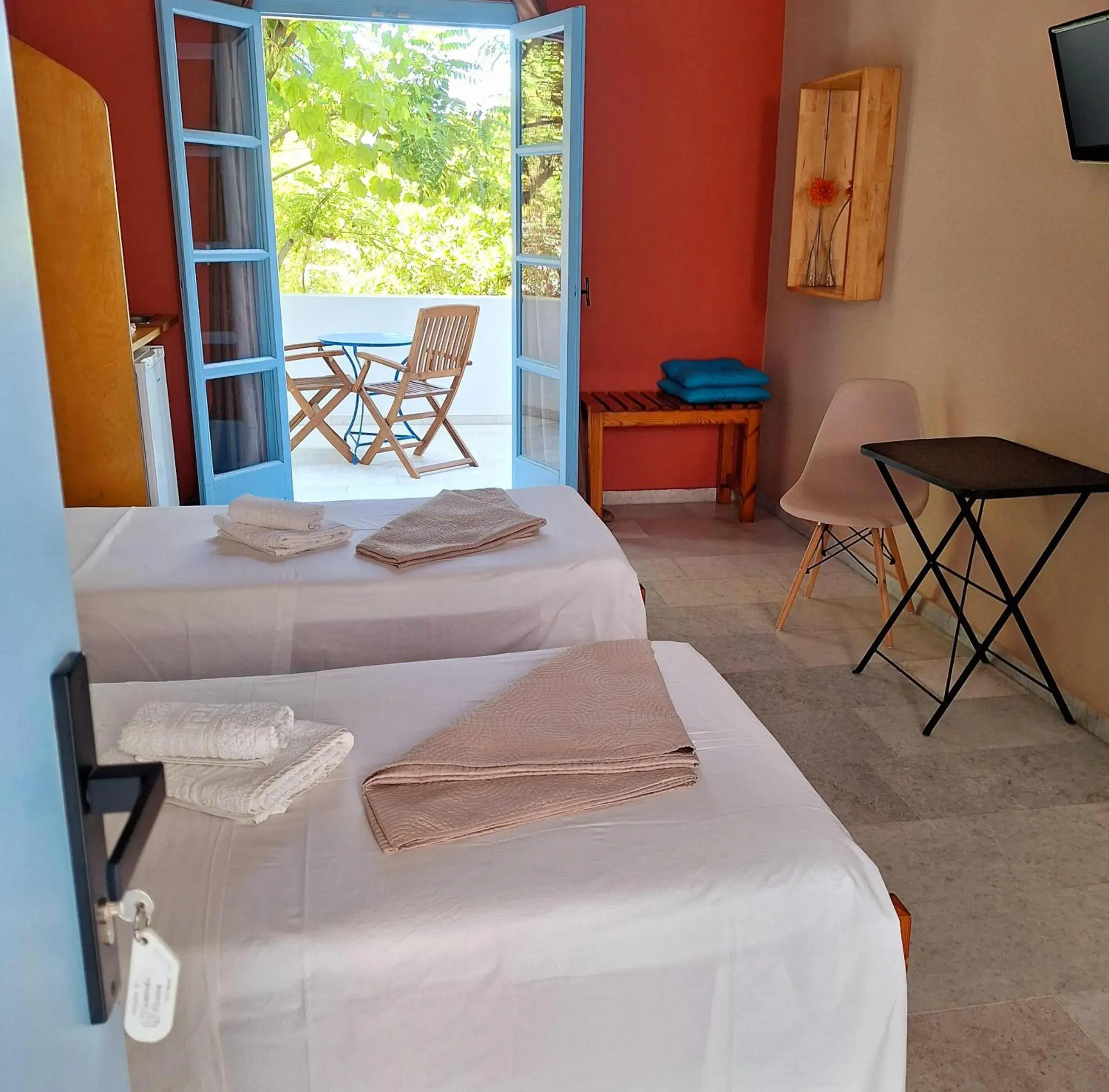 Apartment with Balcony in Giannakis Filoxenia Apartment with Balcony in Giannakis Filoxenia