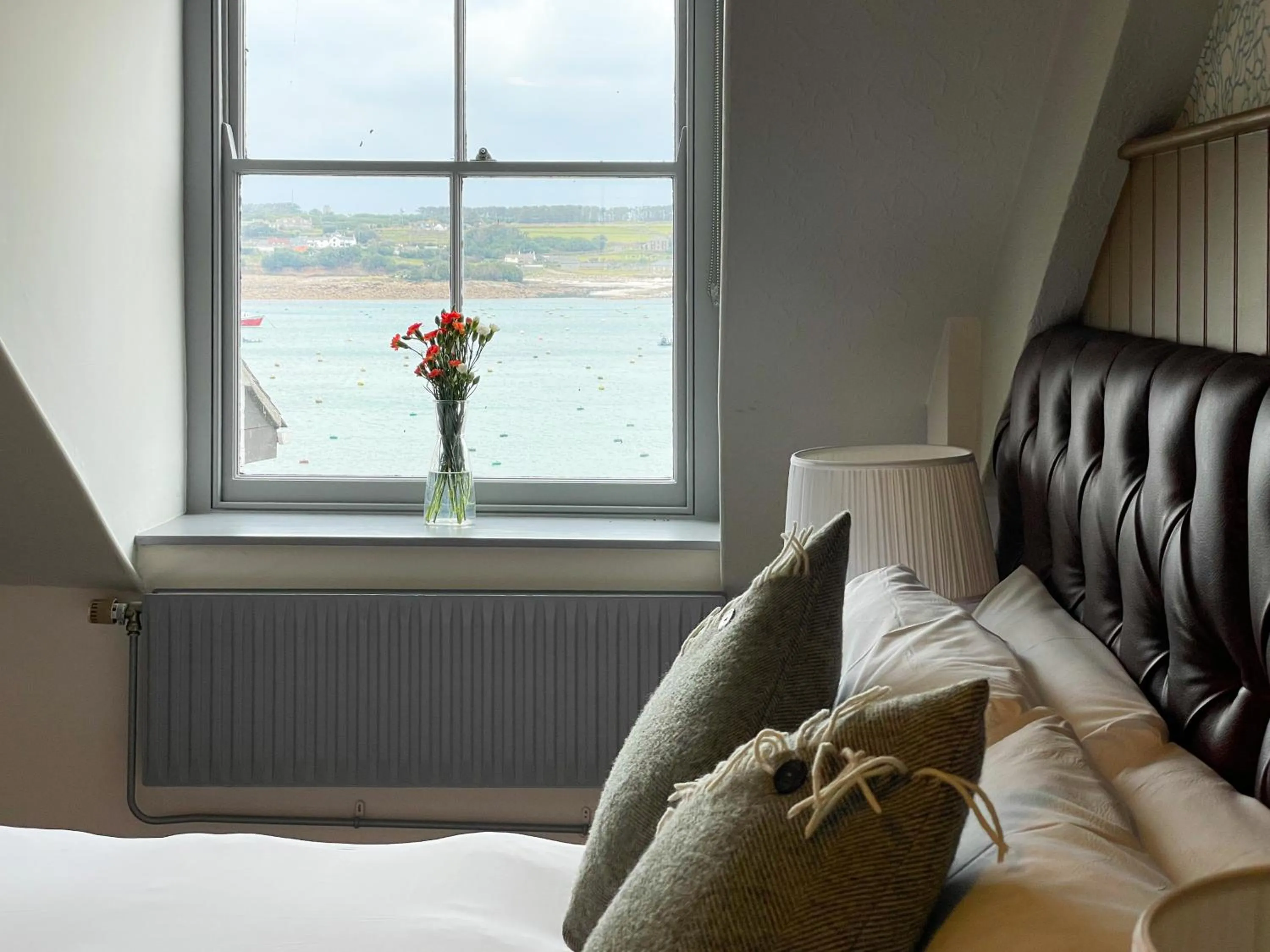 Sea view, Bed in The Atlantic