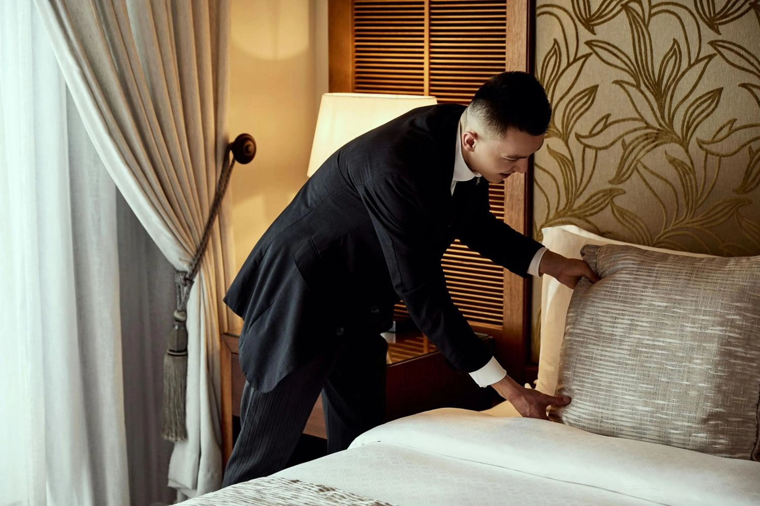 Other, Bed in The St. Regis Saadiyat Island Resort, Abu Dhabi