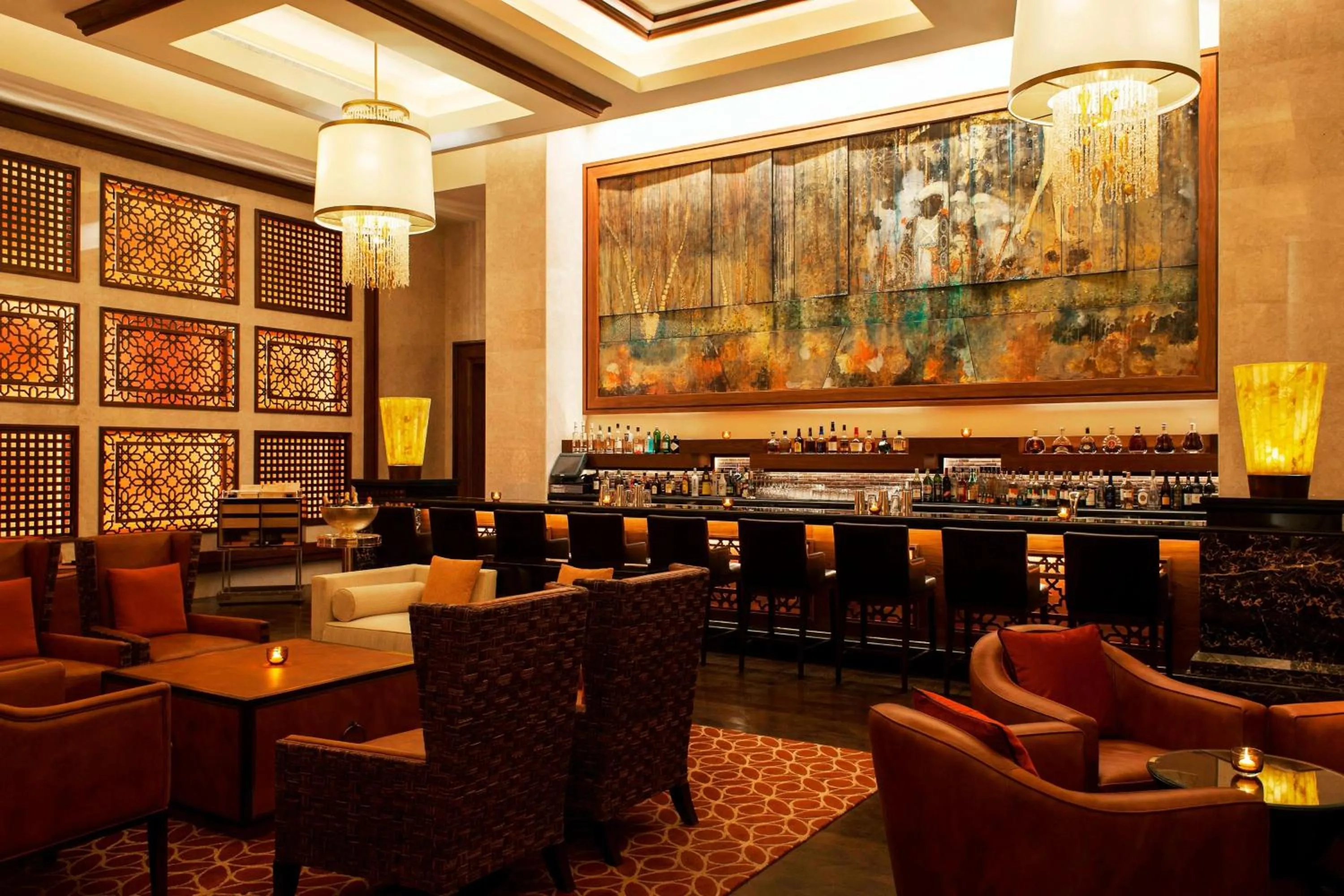 Lounge or bar in The St. Regis Saadiyat Island Resort, Abu Dhabi