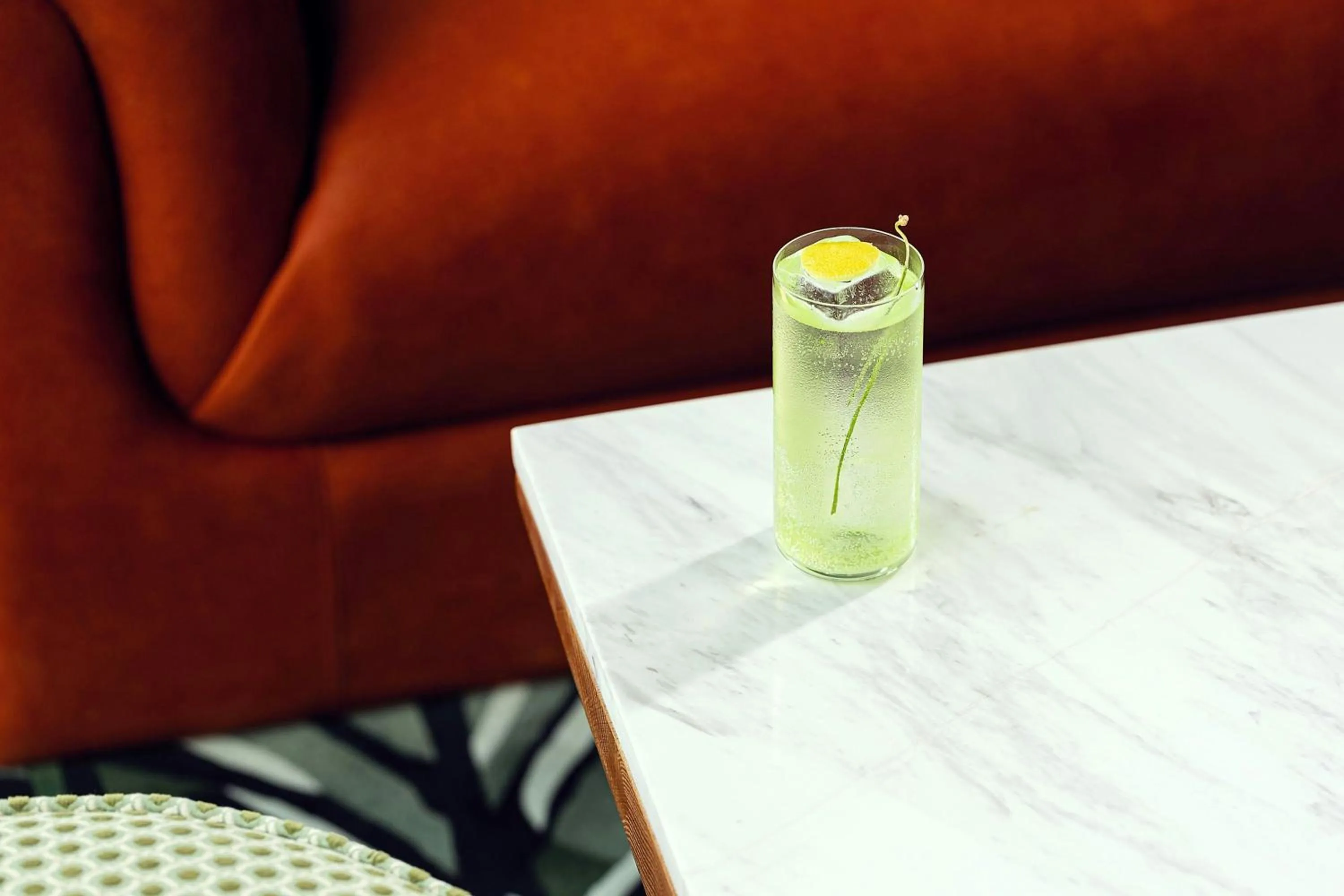 Lounge or bar in The St. Regis Saadiyat Island Resort, Abu Dhabi