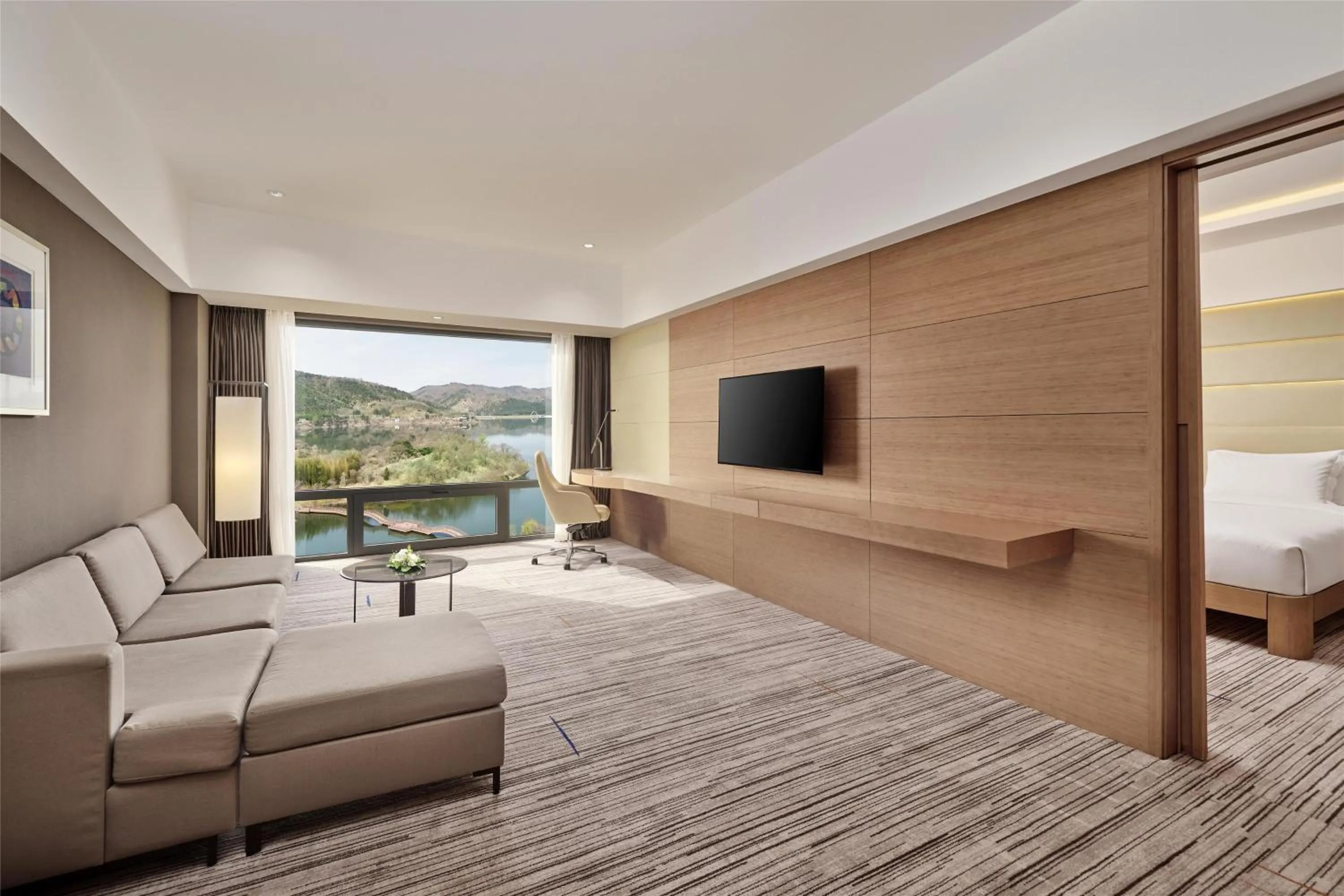 Living room, Bed in Hilton Gyeongju