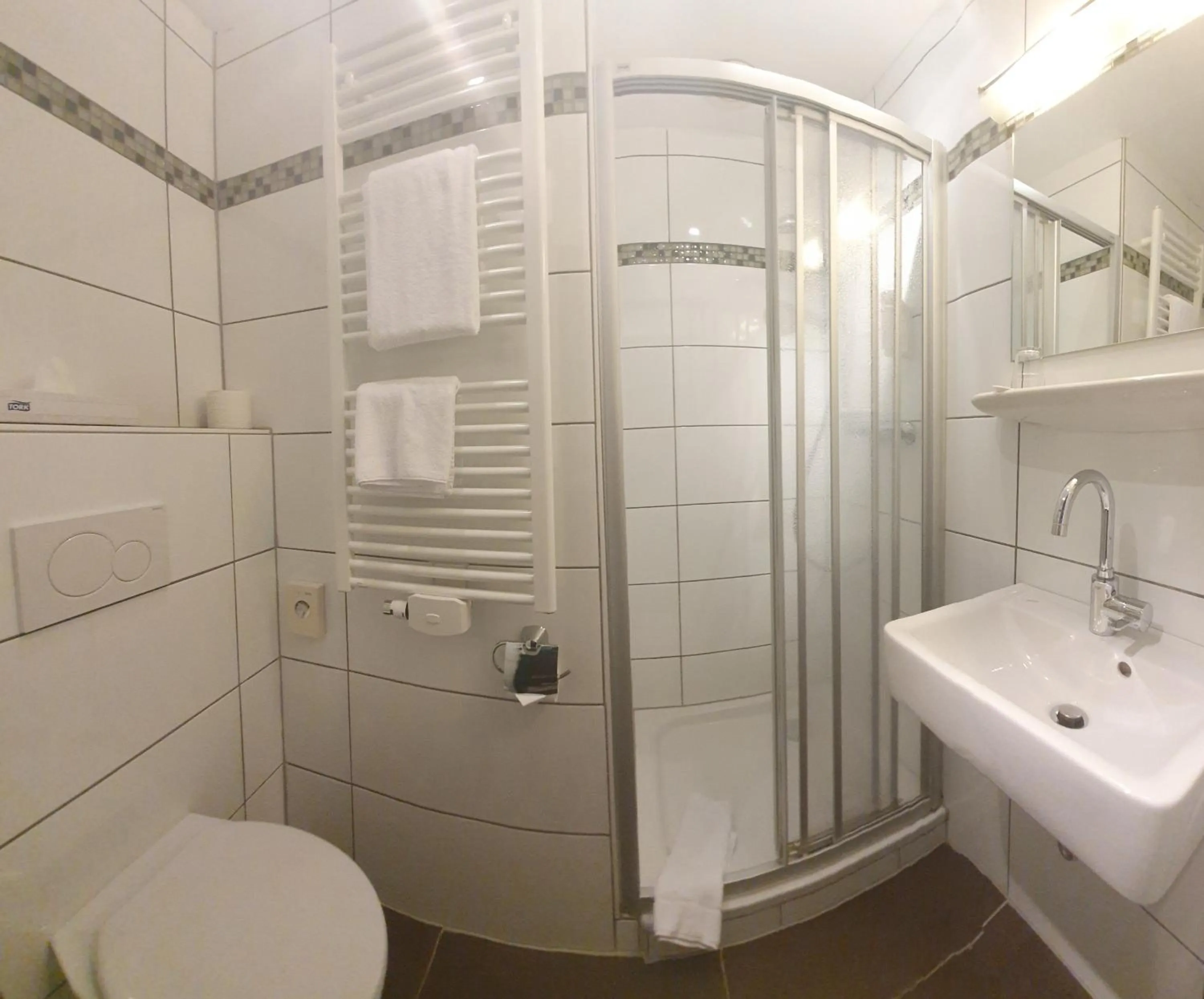 Bathroom in AKZENT Hotel Merfelder Hof