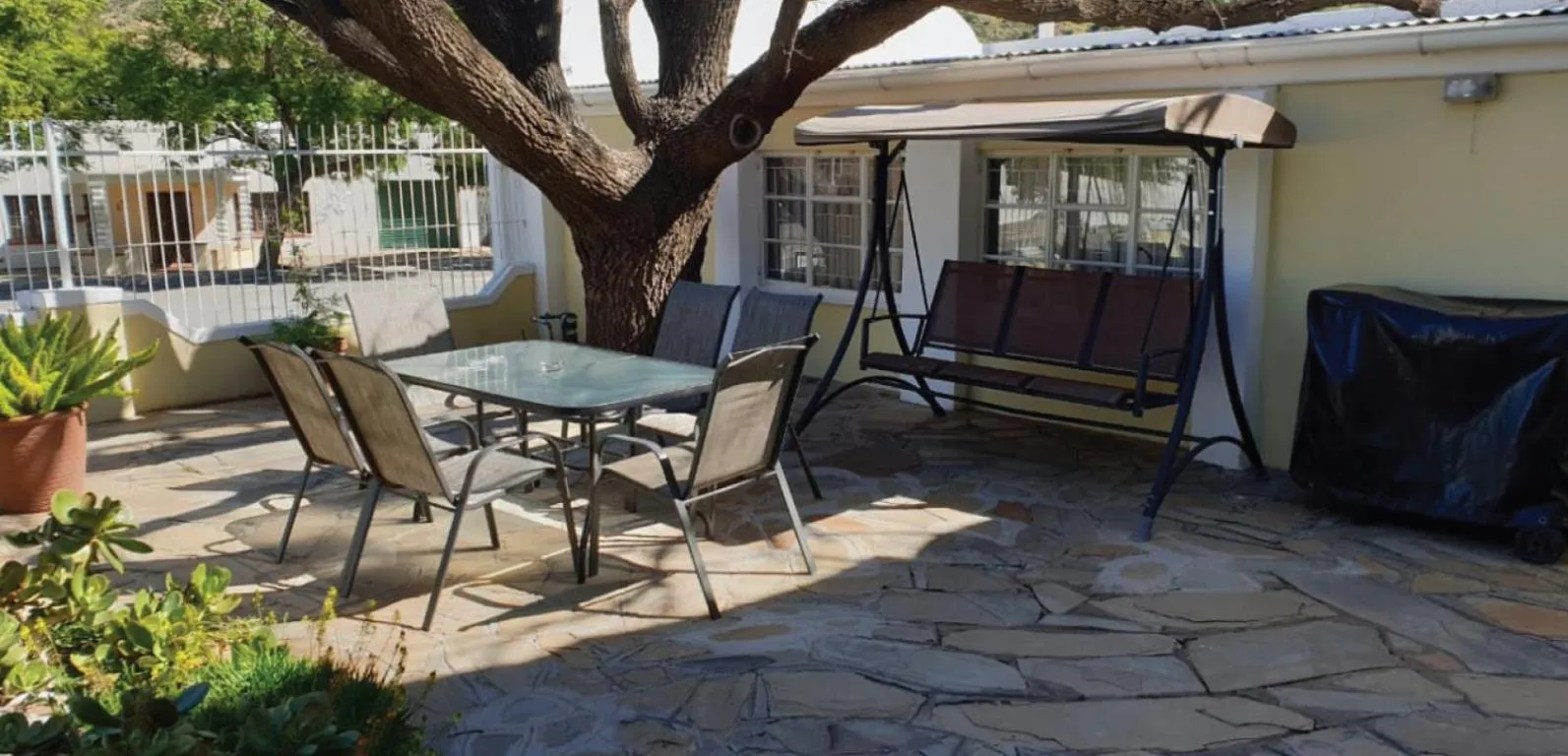 BBQ facilities in Stemar Self Catering