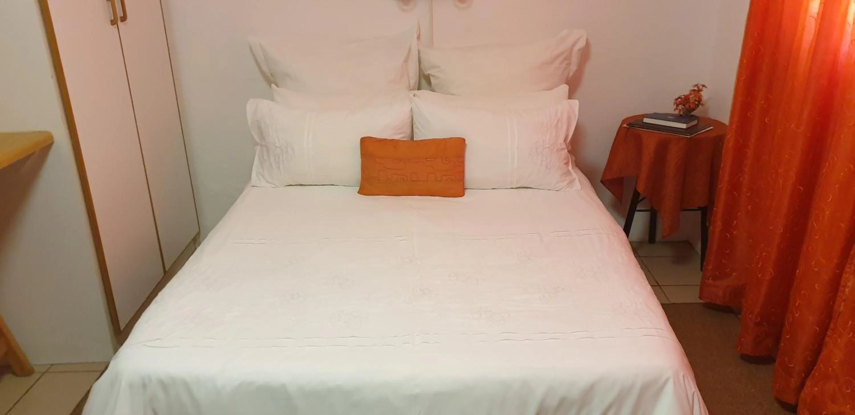 Bed in Stemar Self Catering