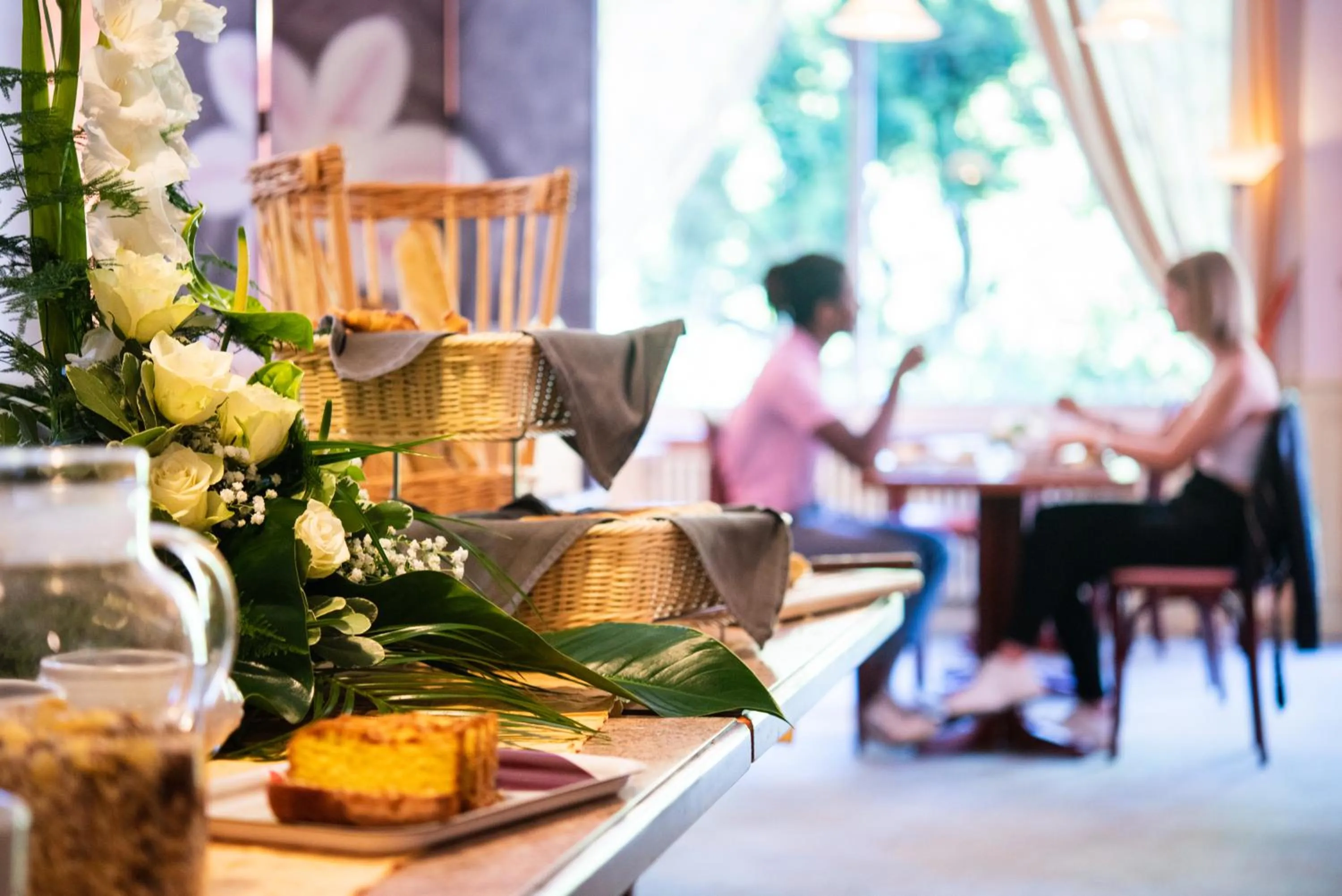 Buffet breakfast in Hôtel des Bains